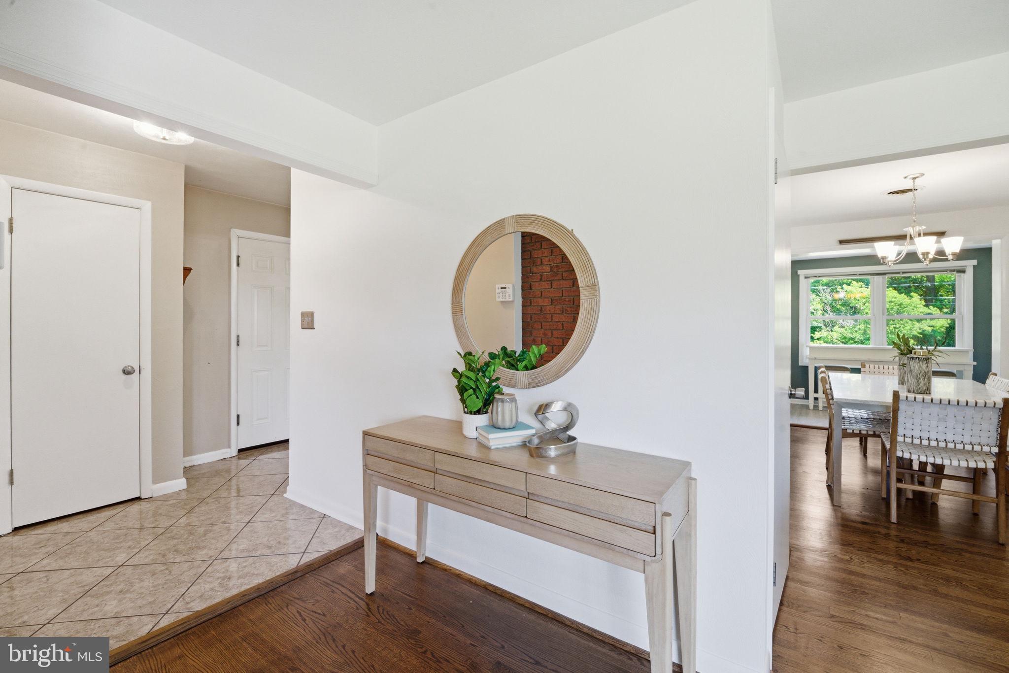 POPLAR KNOB - Residential