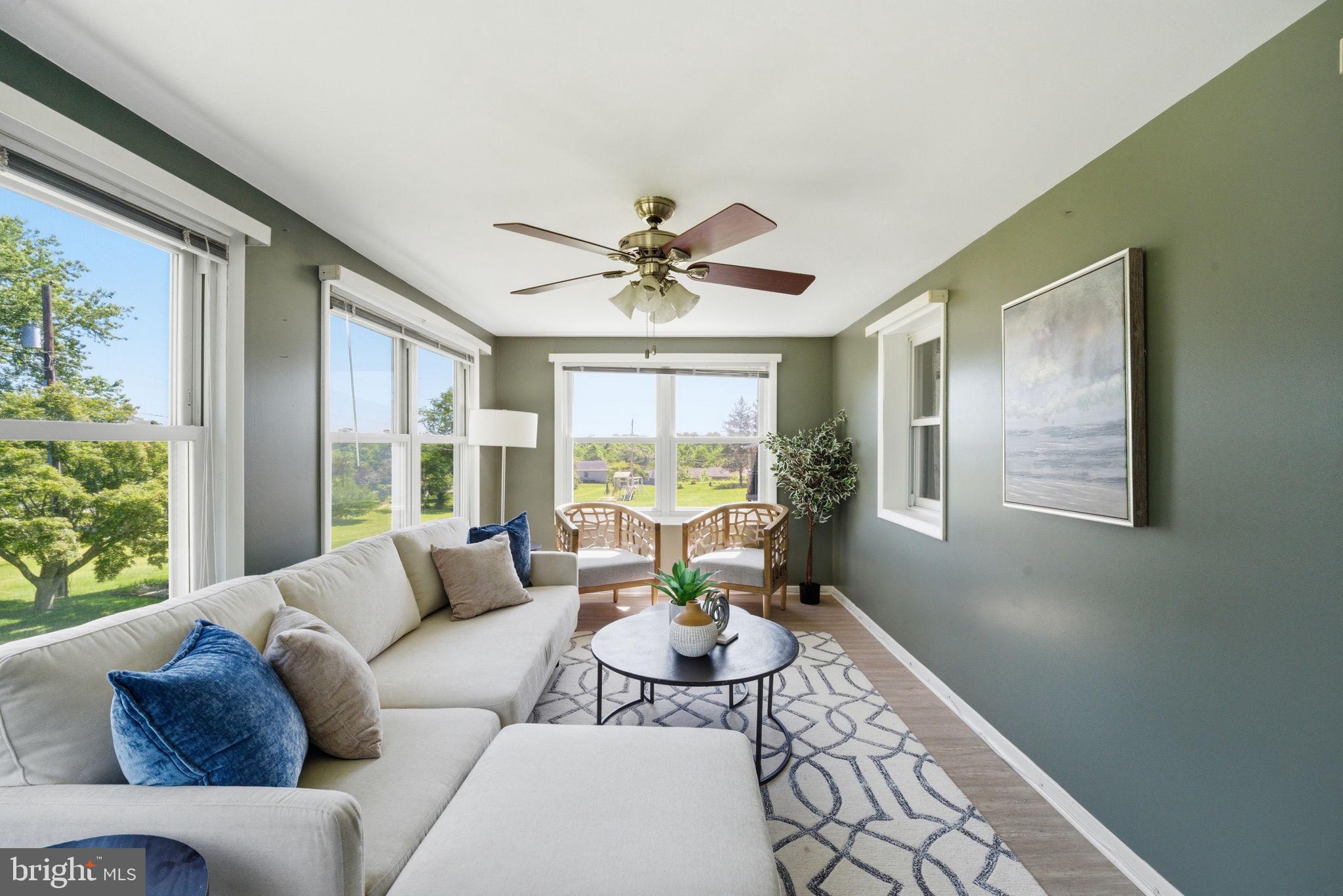 POPLAR KNOB - Residential