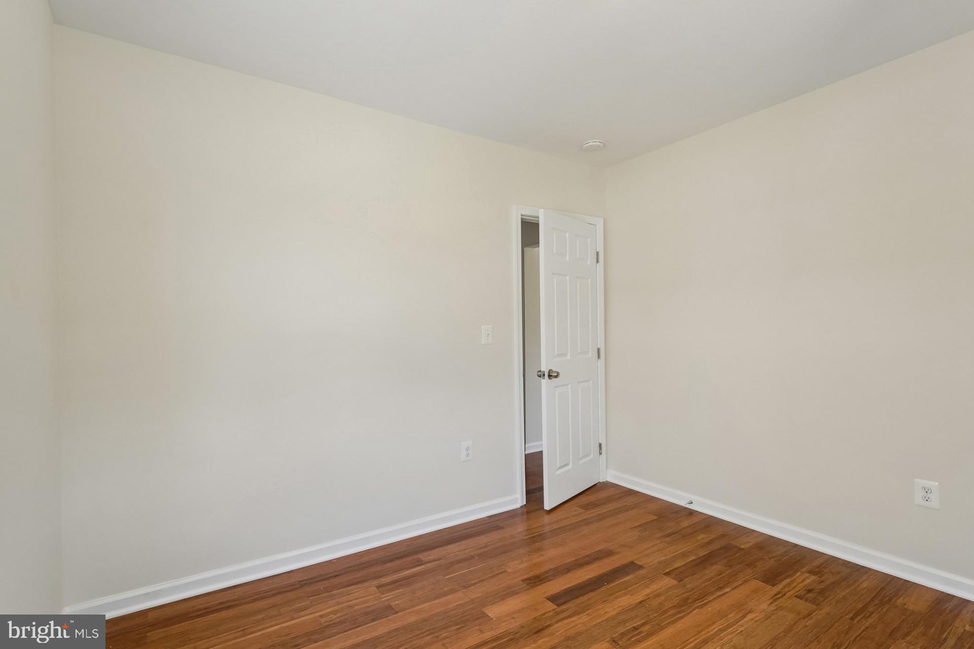 CATONSVILLE MANOR - Residential