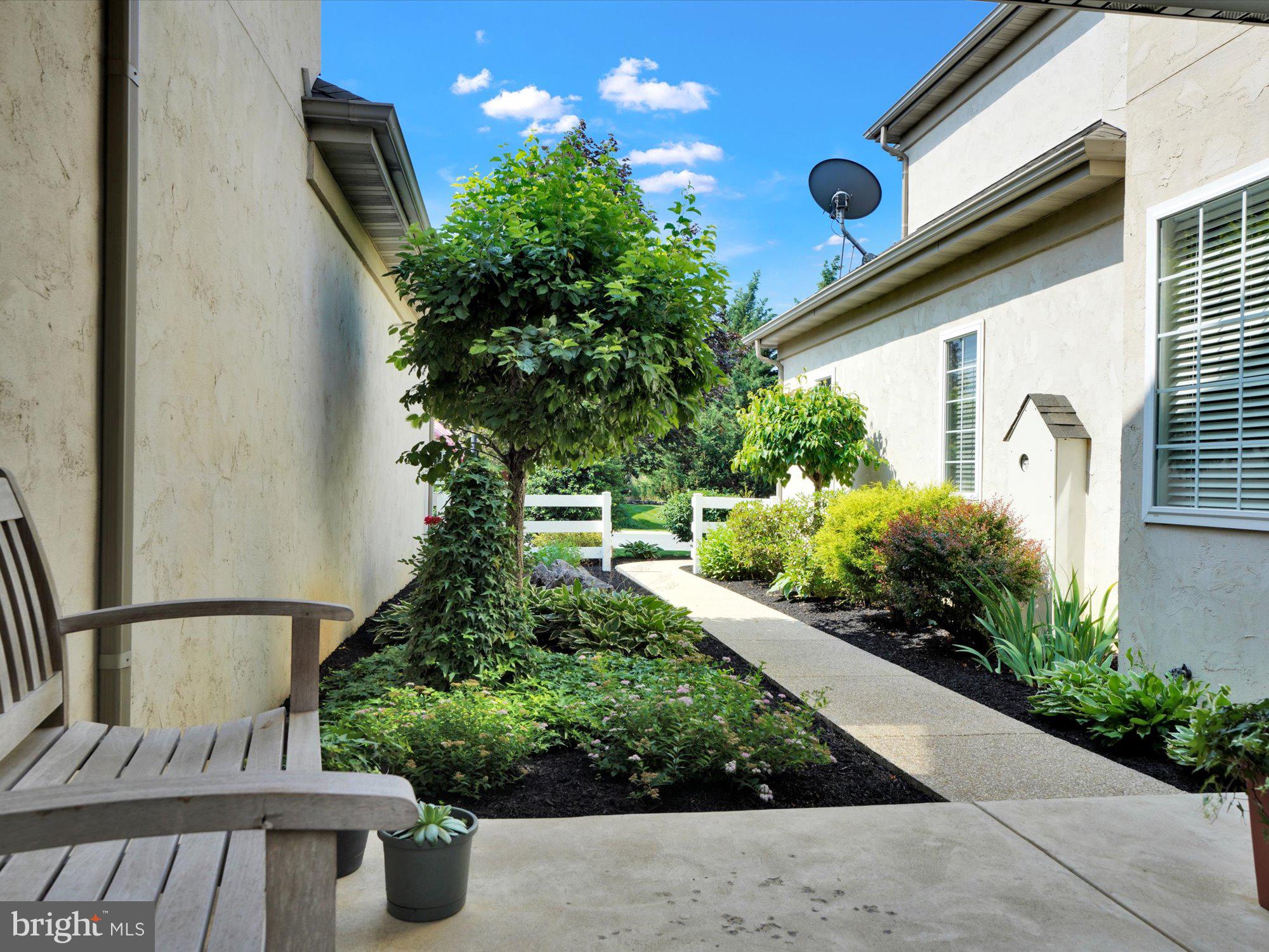 BENT CREEK VILLAS - Residential