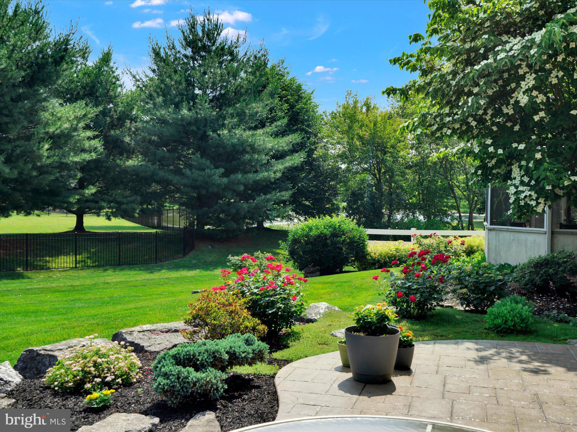 BENT CREEK VILLAS - Residential