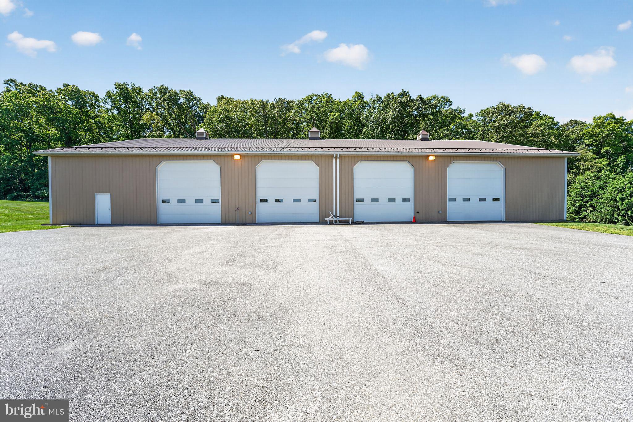 ROLLING ACRES - Residential