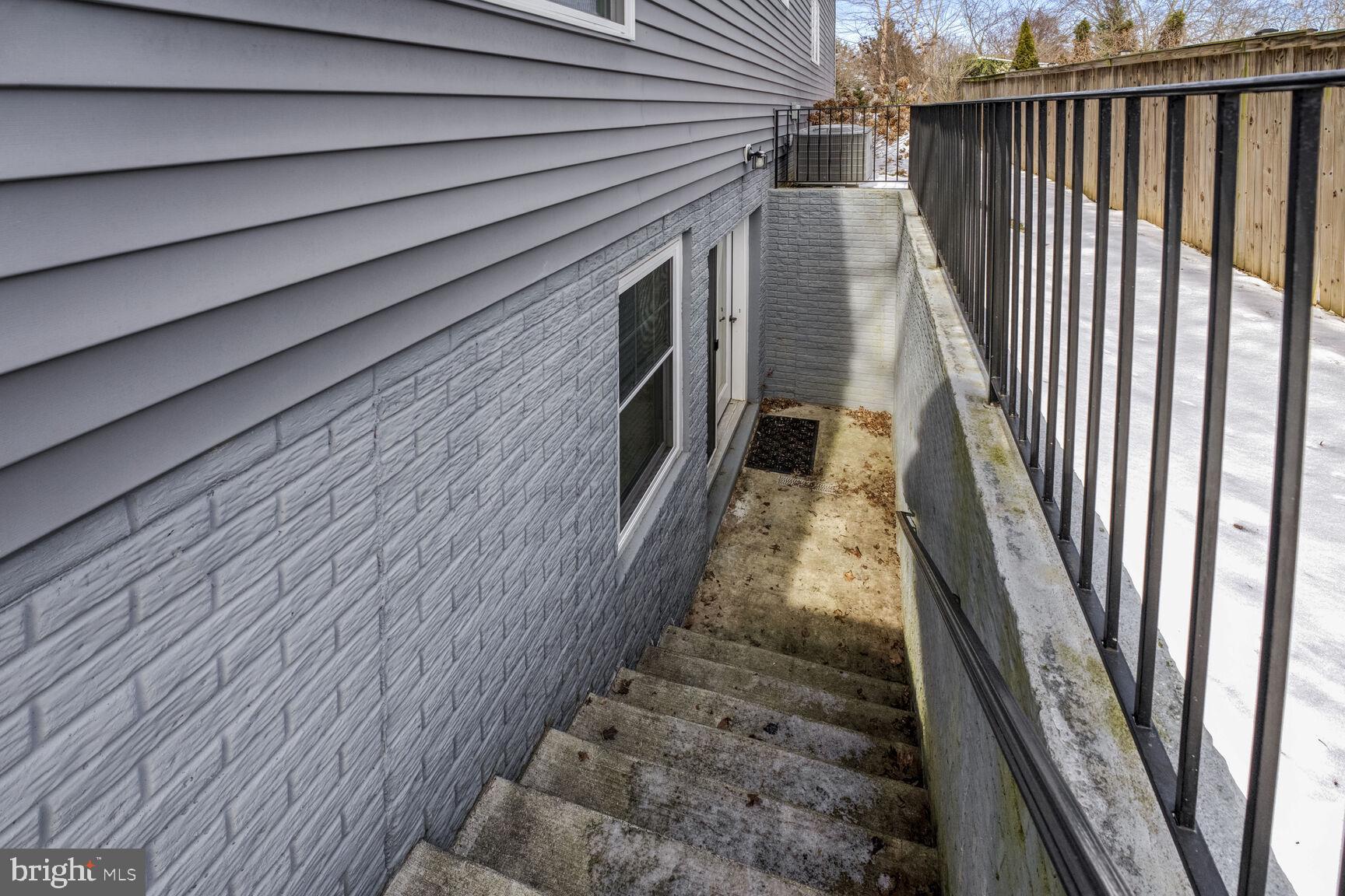 PIMMIT HILLS - Residential