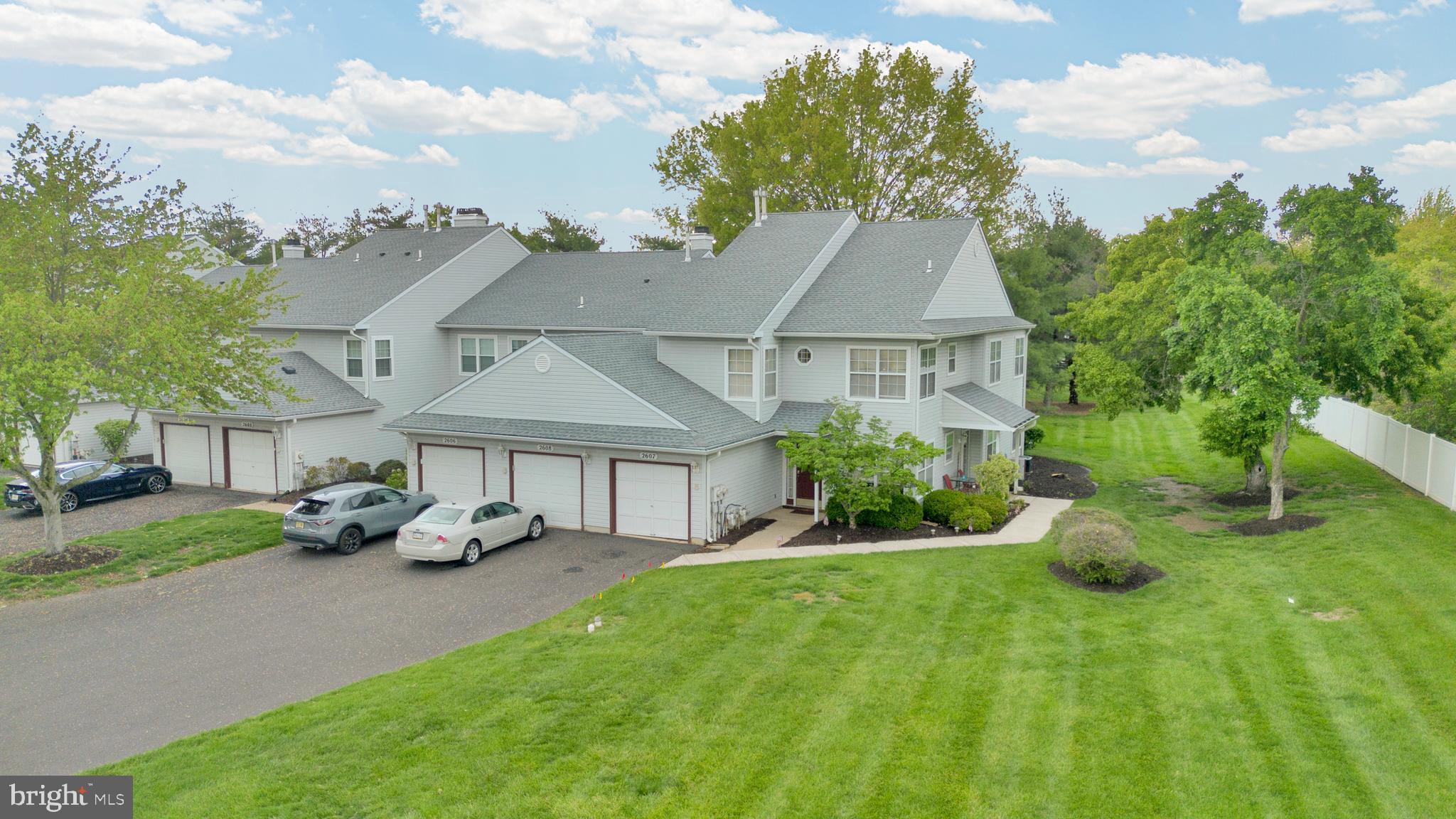 BROOKSTONE - Residential