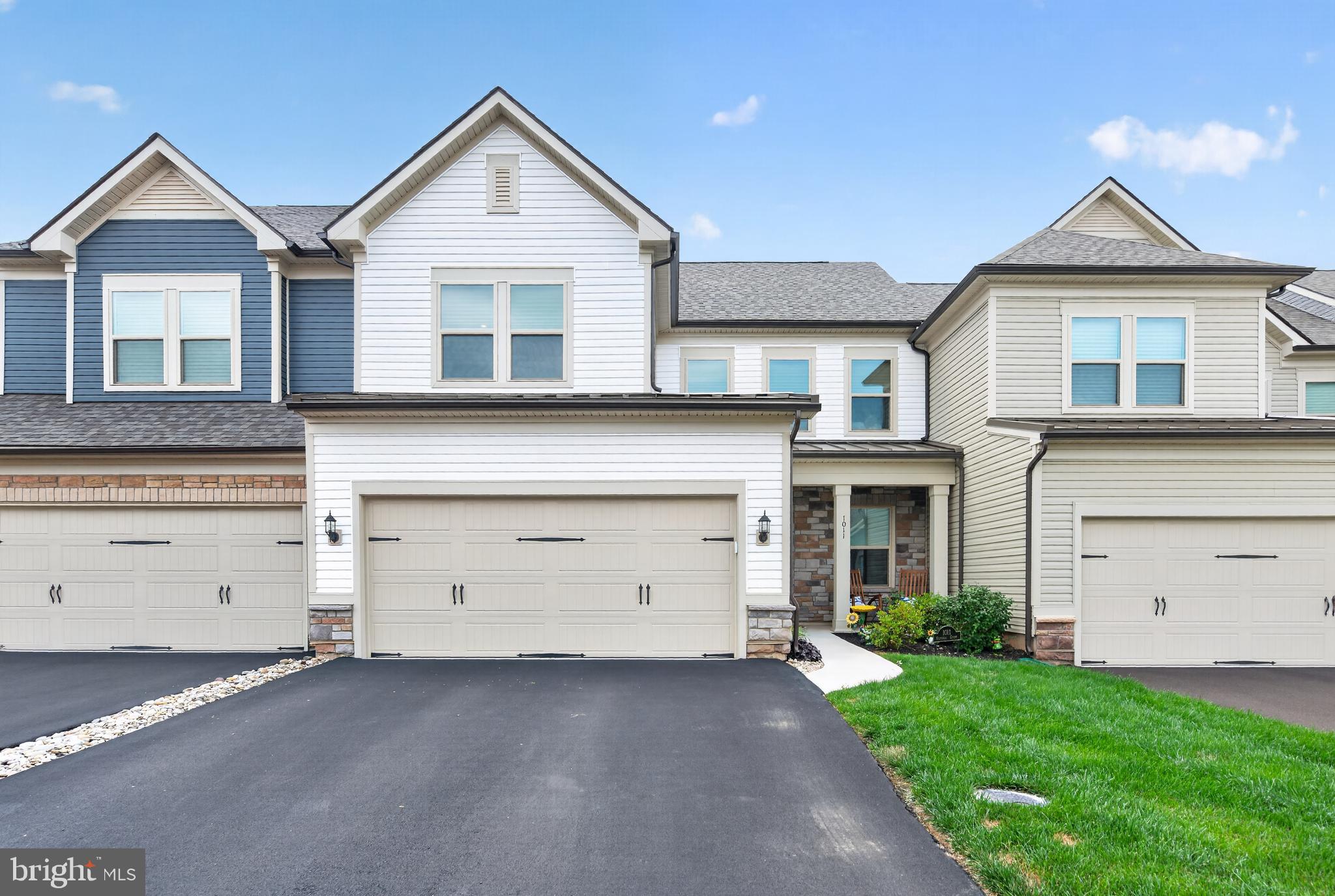 DEL WEBB NORTH PENN - Residential
