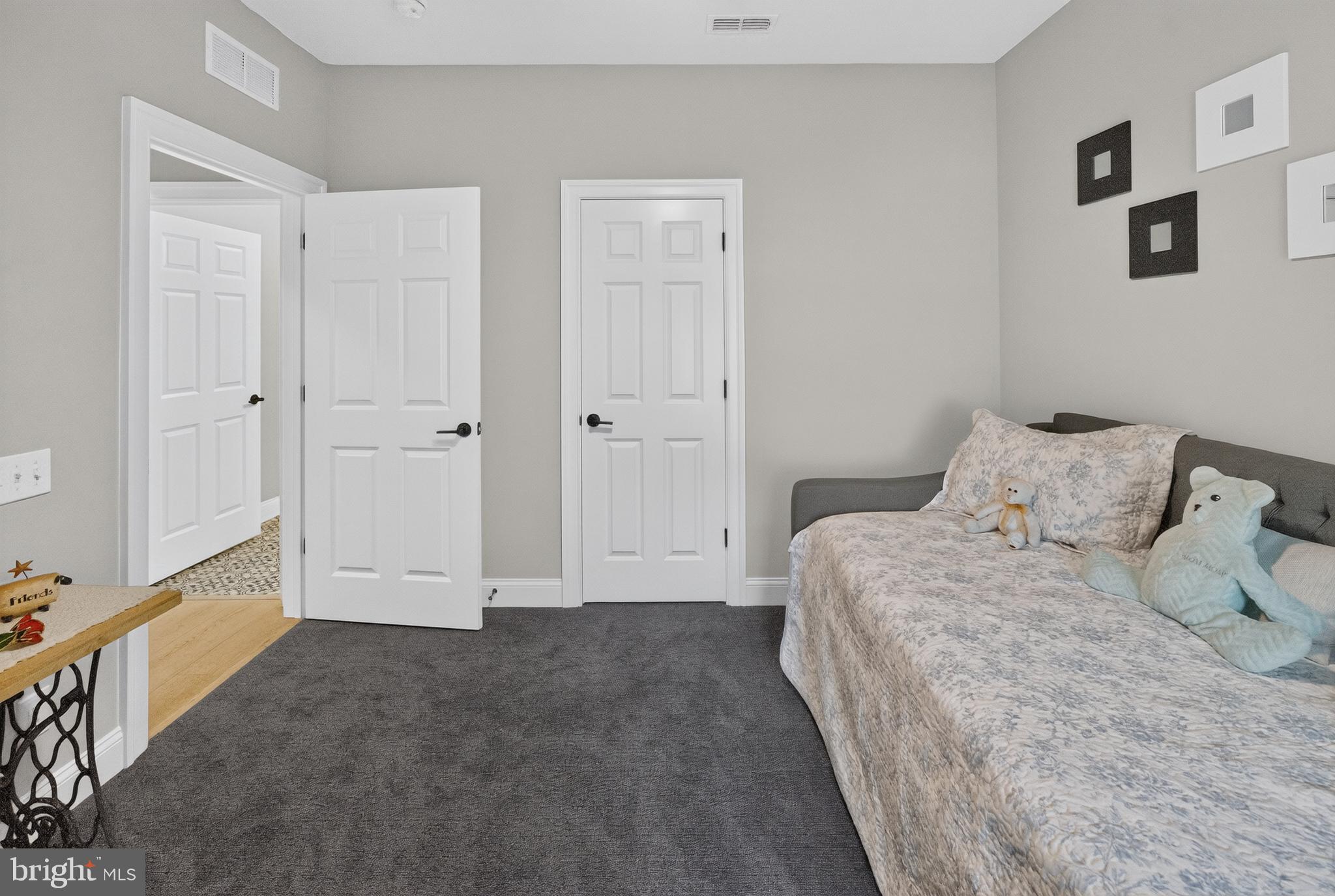 DEL WEBB NORTH PENN - Residential