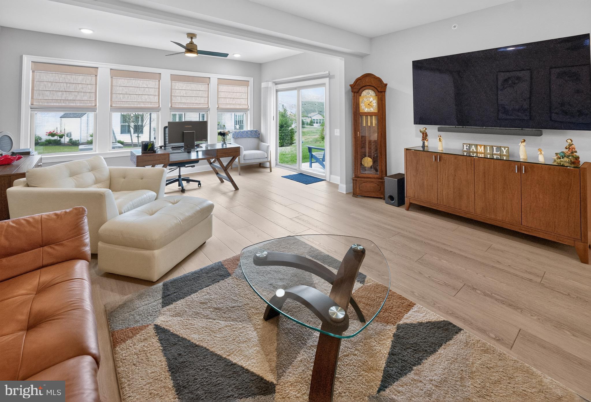 DEL WEBB NORTH PENN - Residential