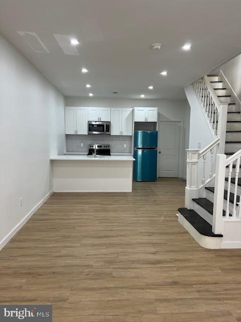 Welcome to this spacious 5-bedroom, 2-bathroom home located on a quiet block in the desirable Cobbs Creek section of Philadelphia—perfectly positioned directly across from a neighborhood playground, offering open views and a great space for recreation right outside your front door.
Step inside to find a bright and inviting living area that flows effortlessly into an open-concept dining space—ideal for everyday living and entertaining. The layout continues into a fully updated kitchen, thoughtfully designed with white Shaker-style cabinetry, recessed lighting, and stainless steel appliances, creating a modern and functional space.
With five generously sized bedrooms, there’s plenty of room for a growing family, guests, or a home office setup. Two full bathrooms provide added convenience and flexibility for busy households.
Situated on a quiet, low-traffic block, this home offers a peaceful setting while still being just minutes from public transportation, making commuting into Center City simple and accessible. Enjoy the added benefit of having a playground just steps away, along with nearby parks, shopping, and neighborhood amenities.
Whether you’re looking for a move-in ready primary residence or a strong rental opportunity, this Cobbs Creek home checks all the boxes.