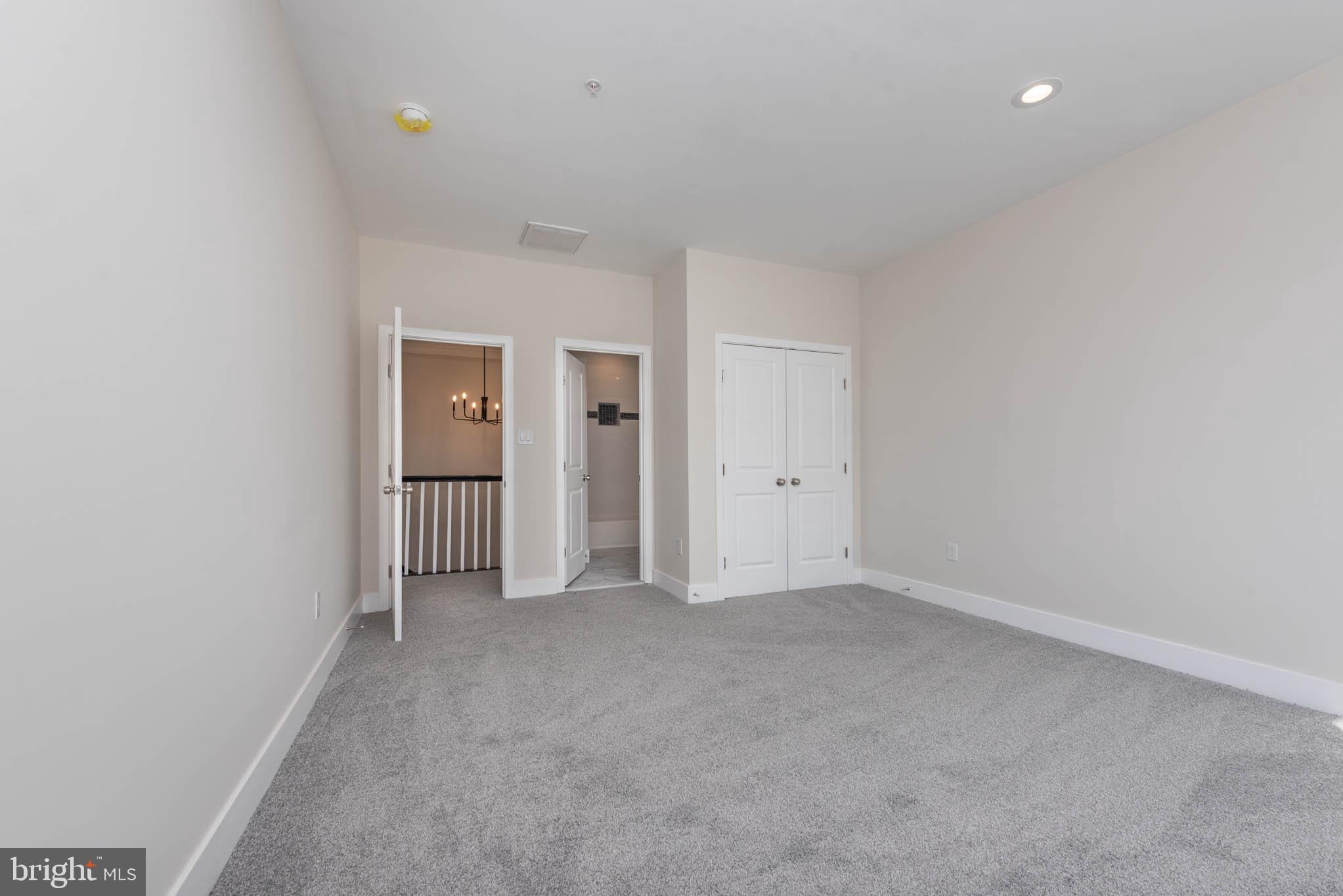 PARKVILLE - Residential