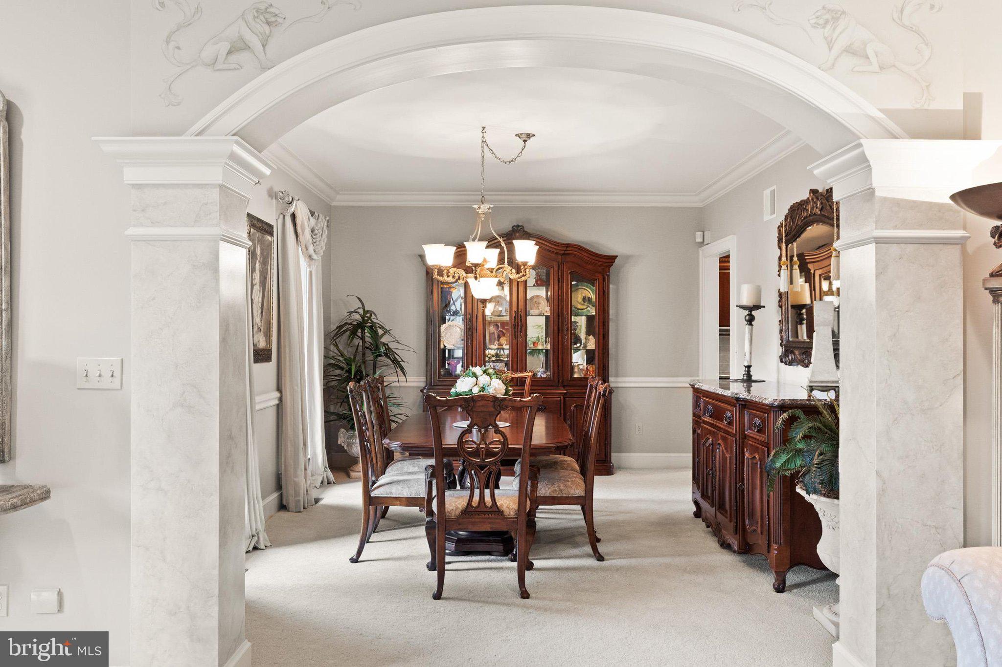 THORNHILL - Residential