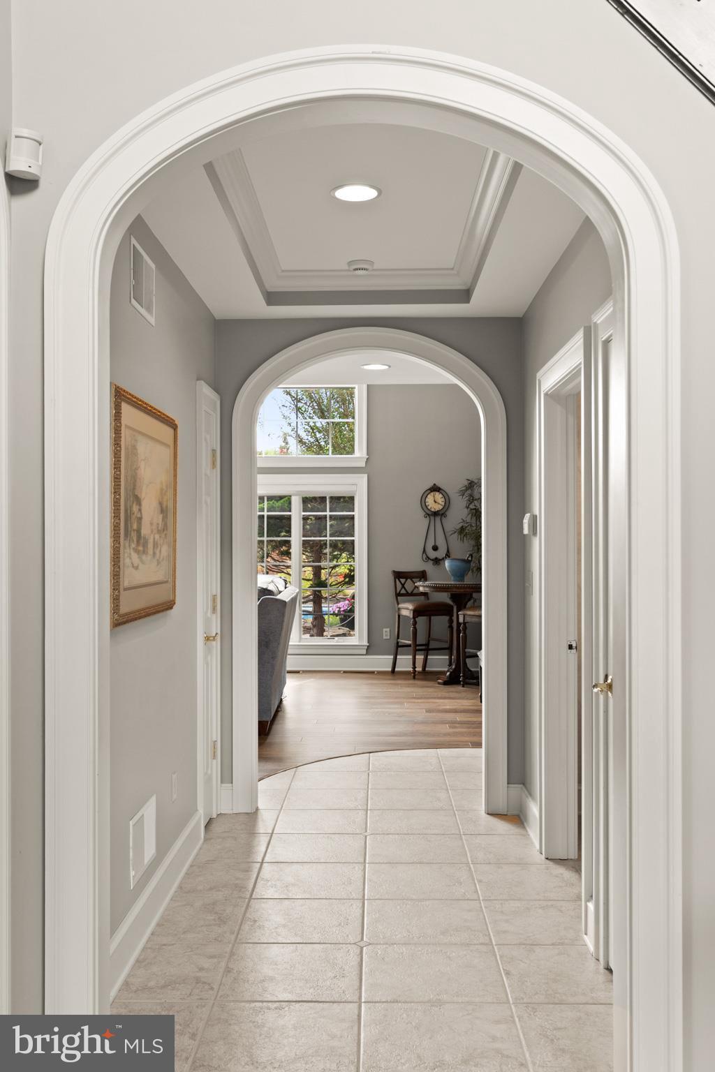 THORNHILL - Residential