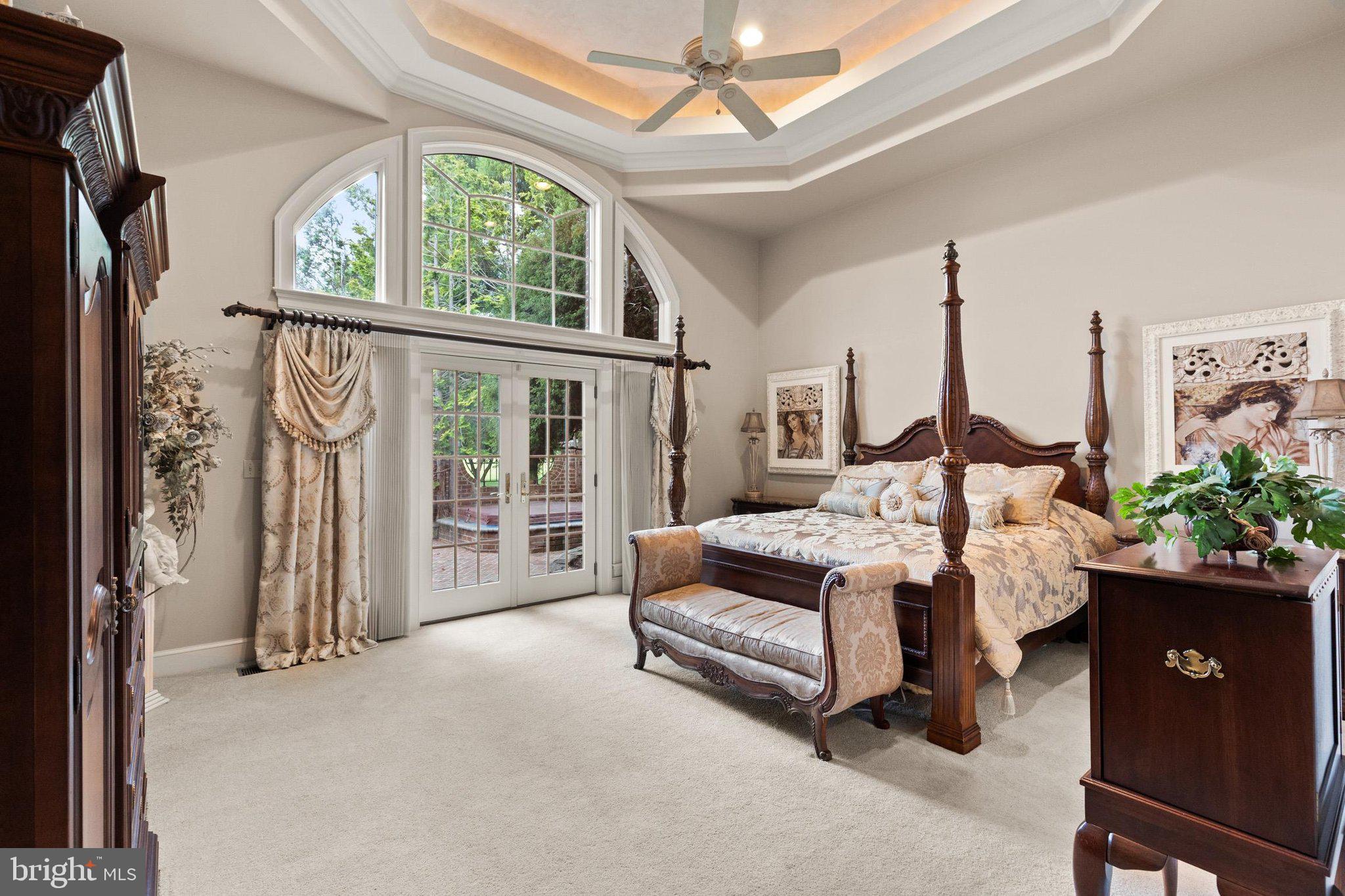 THORNHILL - Residential