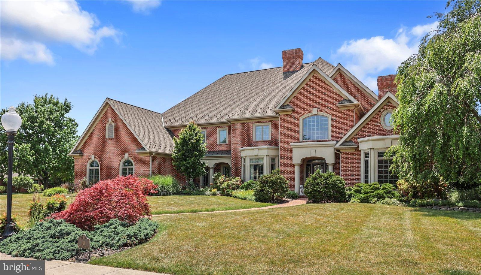 THORNHILL - Residential