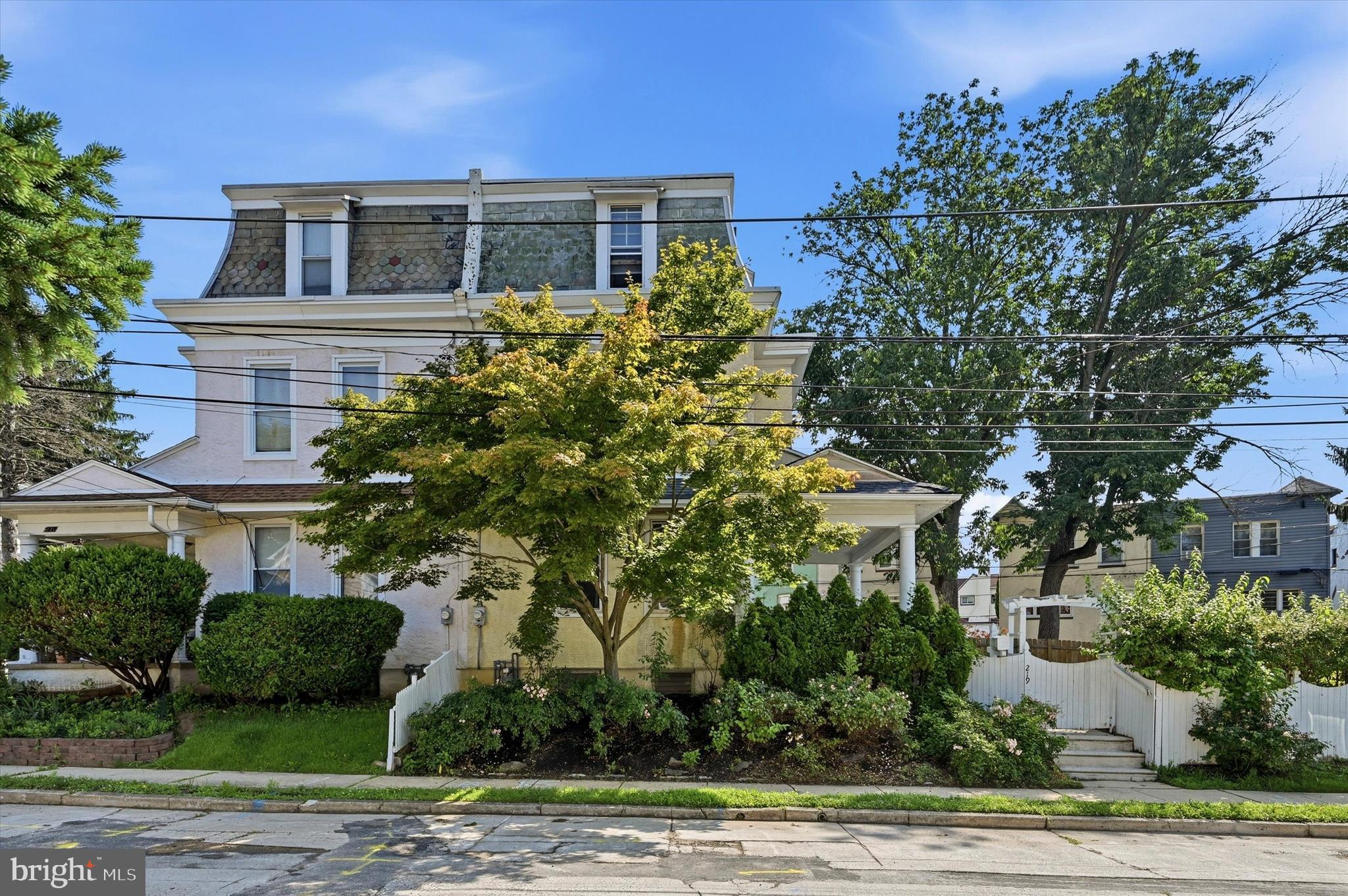 LANSDOWNE - Residential