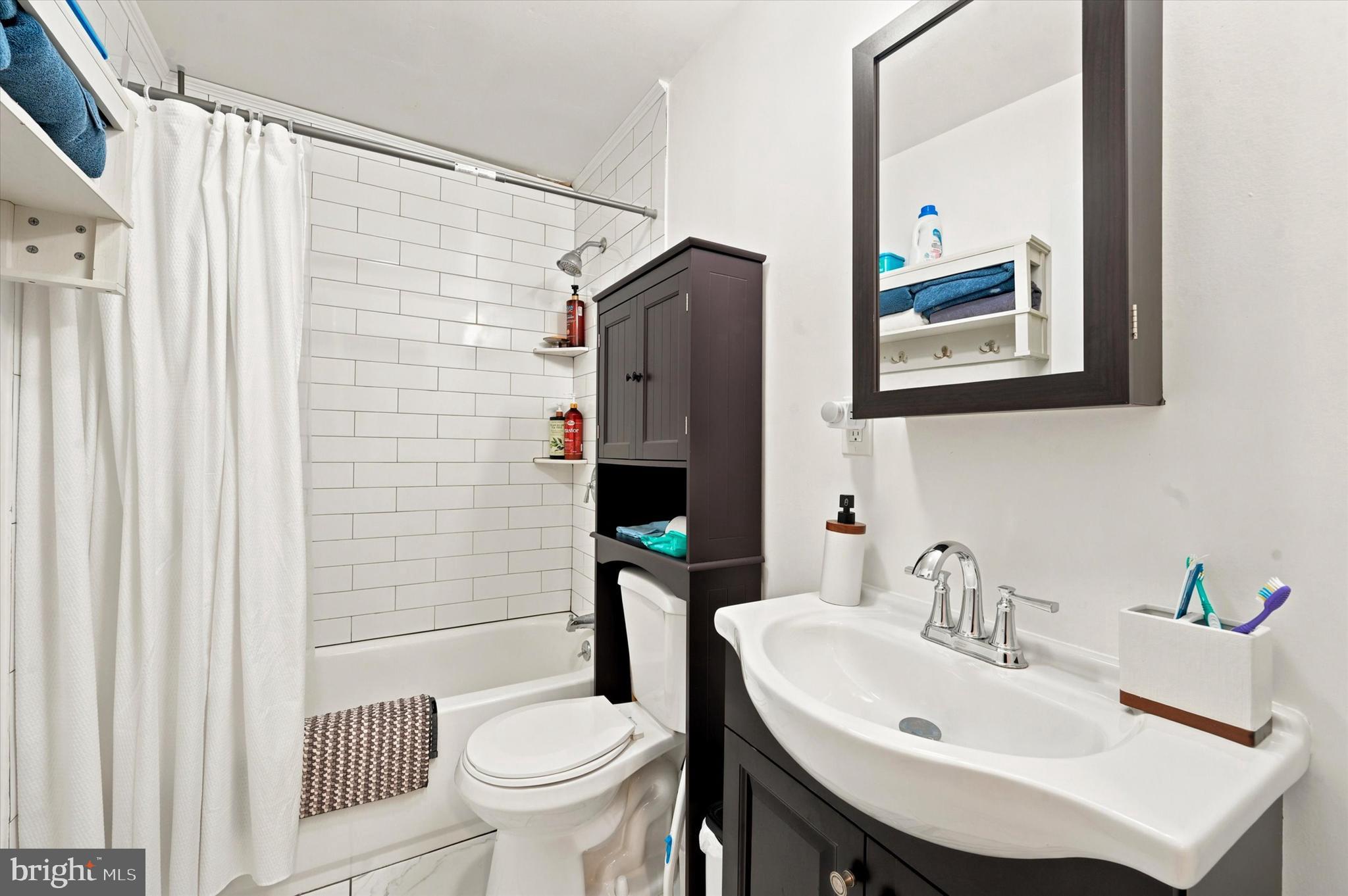 LANSDOWNE - Residential