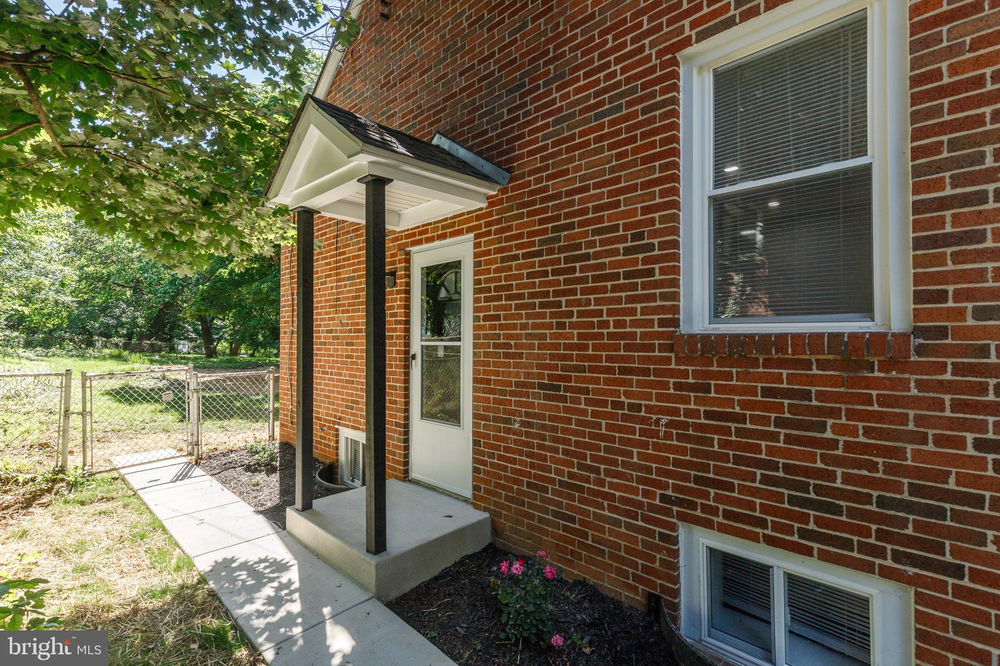GLEN OAKS - Residential