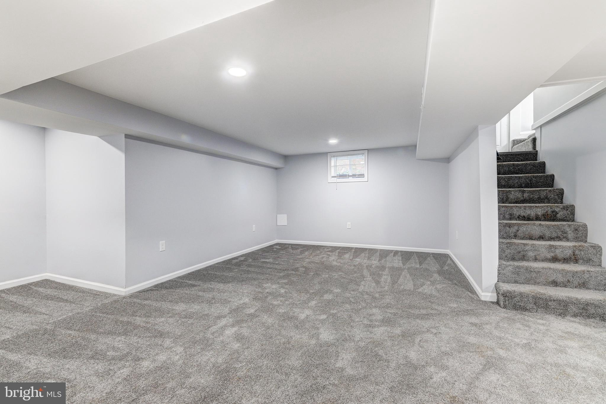 GLEN OAKS - Residential