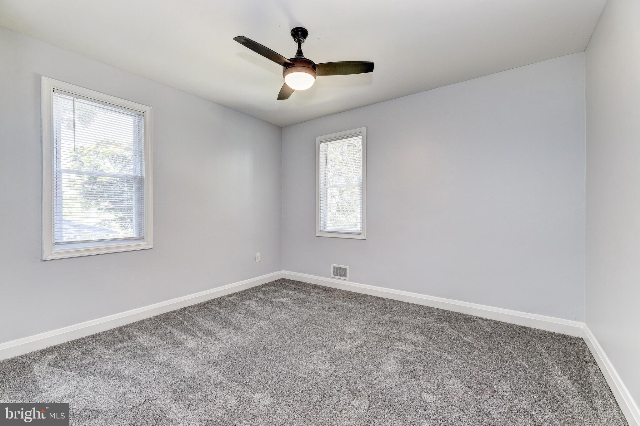 GLEN OAKS - Residential