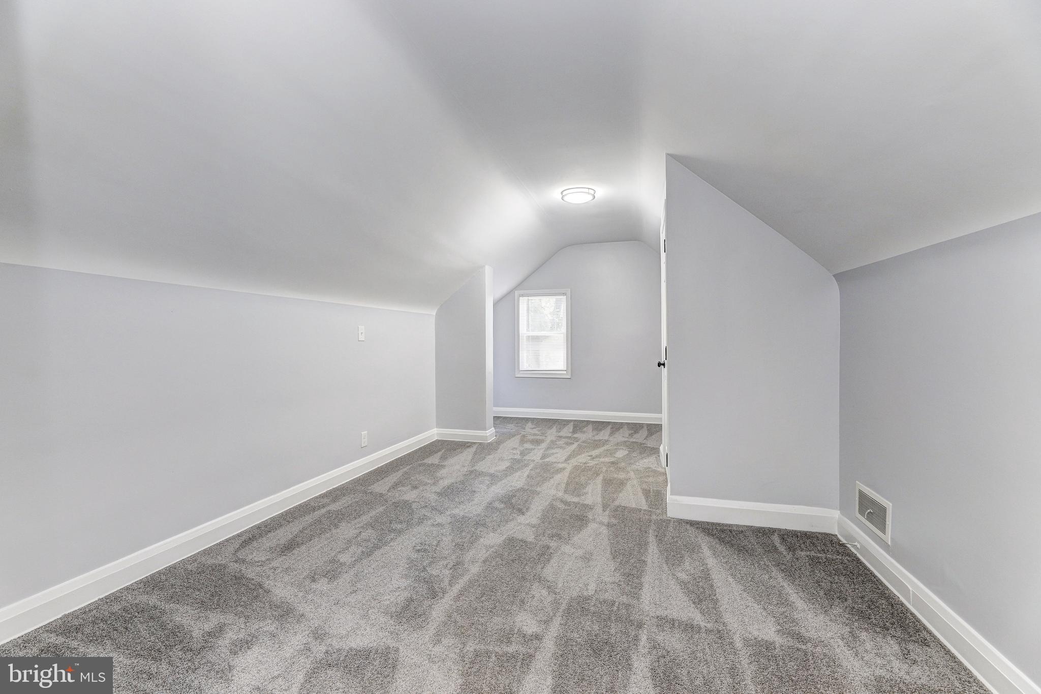 GLEN OAKS - Residential