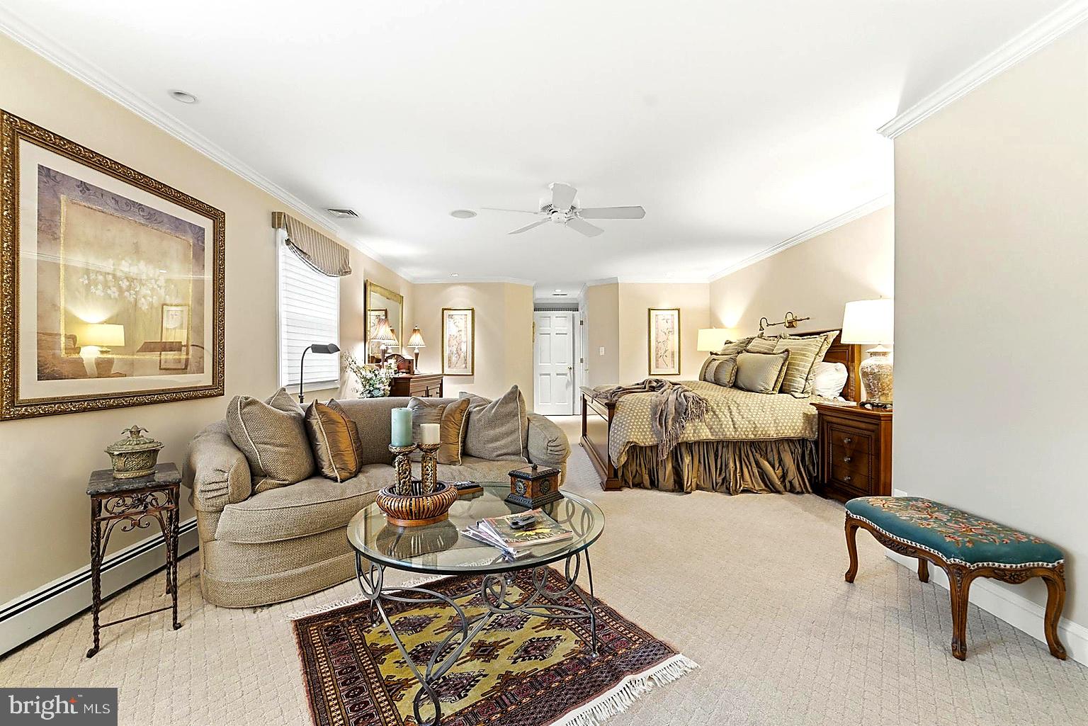 RIVERSIDE MANOR - Residential