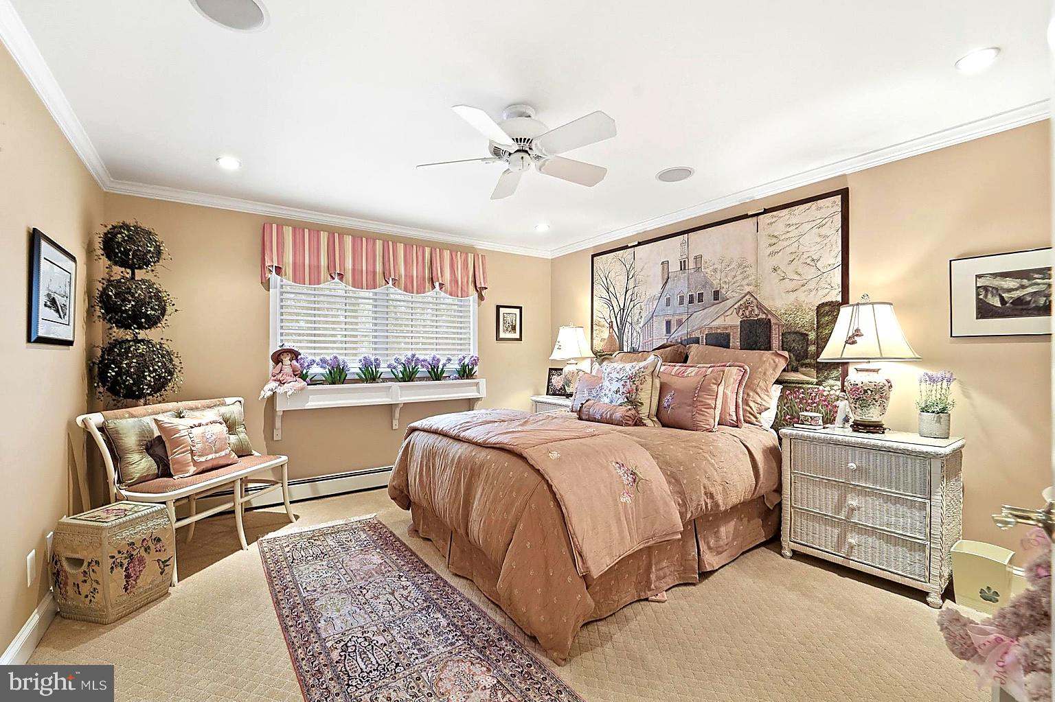 RIVERSIDE MANOR - Residential