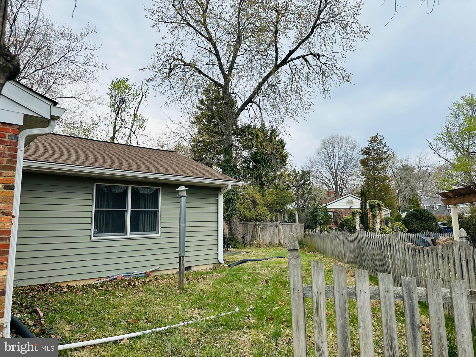 HOLLIN HALL VILLAGE - Residential