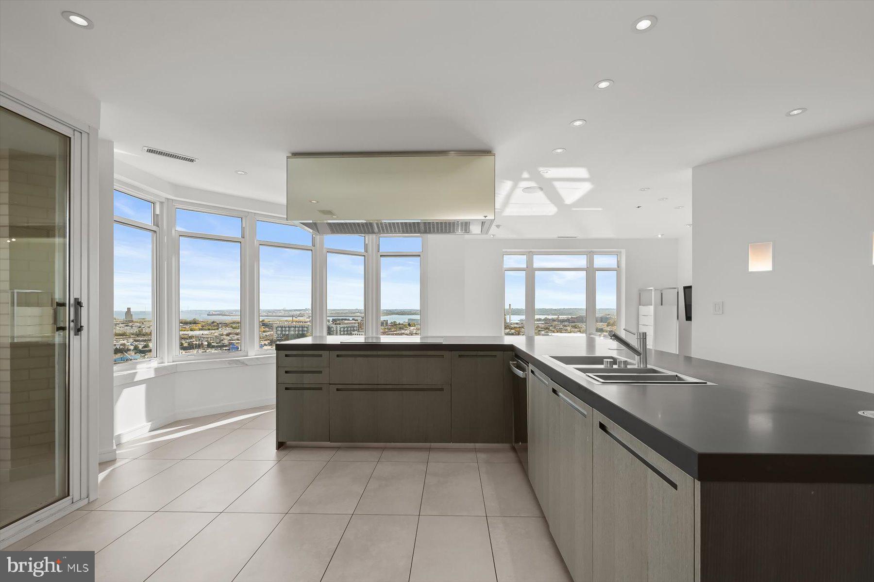 HARBORVIEW - Residential