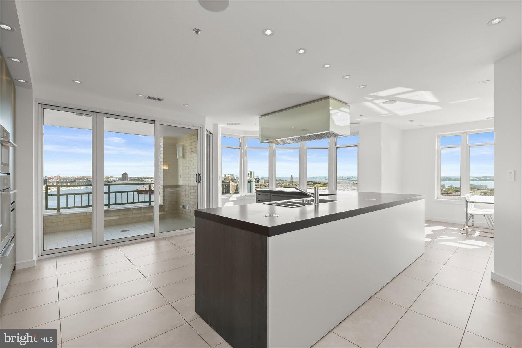 HARBORVIEW - Residential