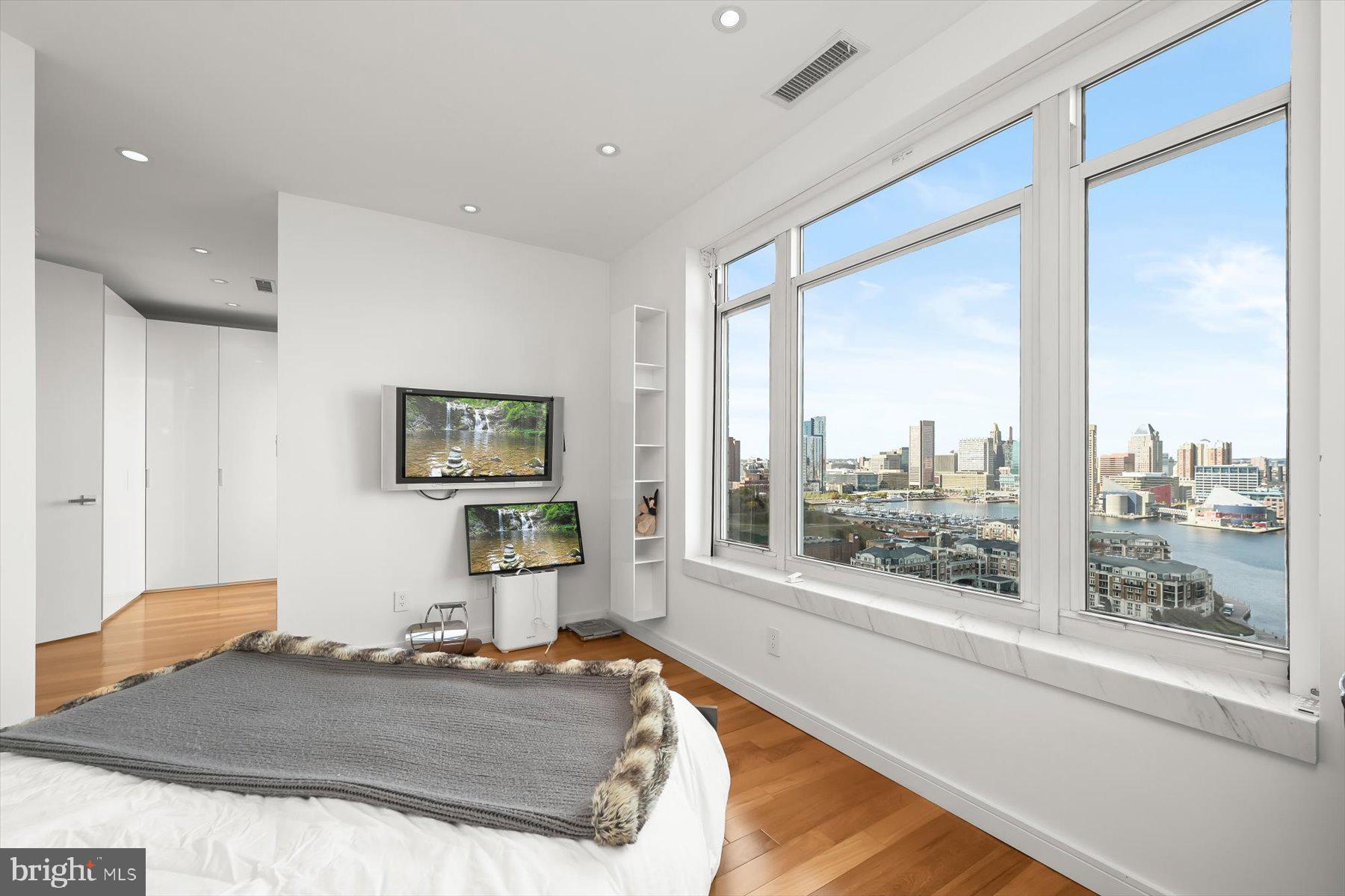 HARBORVIEW - Residential