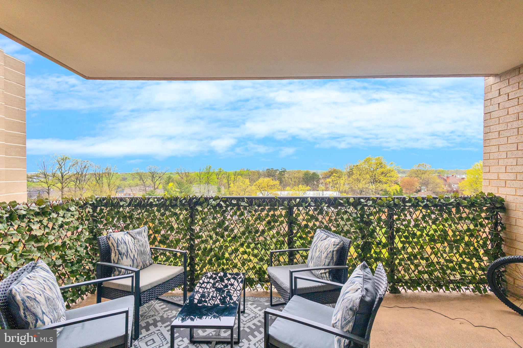WATERGATE AT LANDMARK - Residential Lease