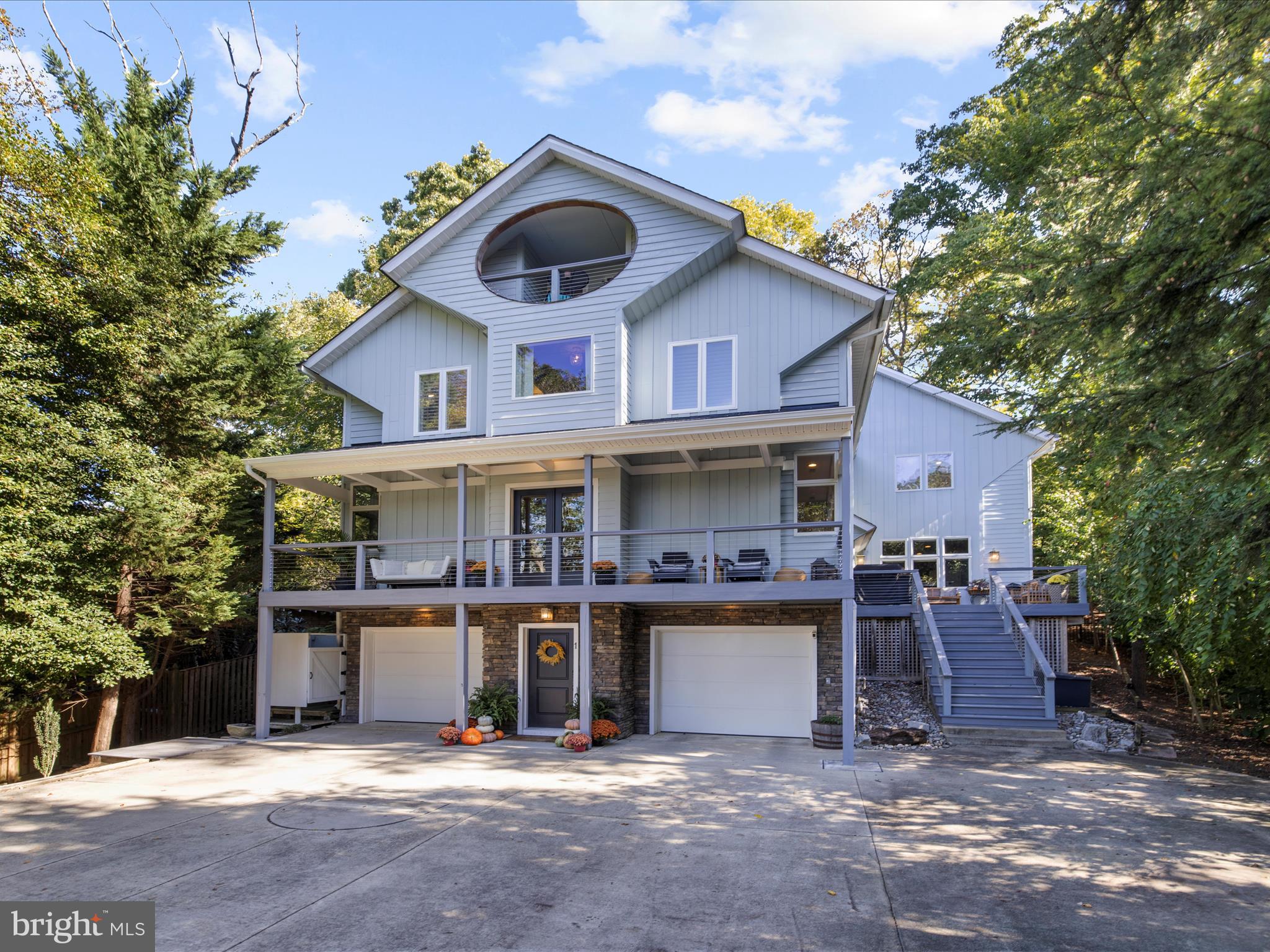 ROUND BAY - Residential