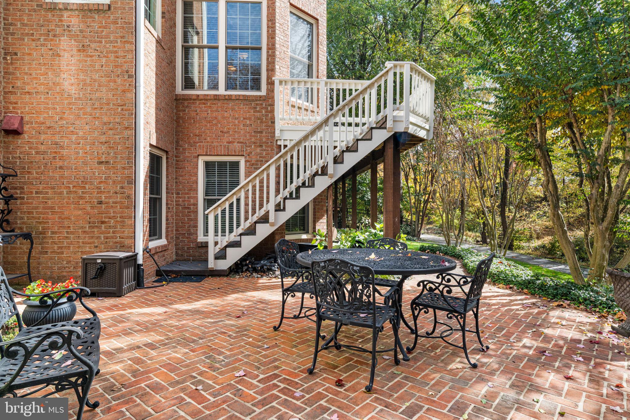 FARRCROFT - Residential