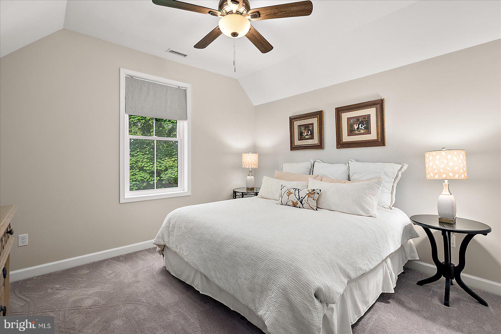 GLEN RIDDLE - Residential