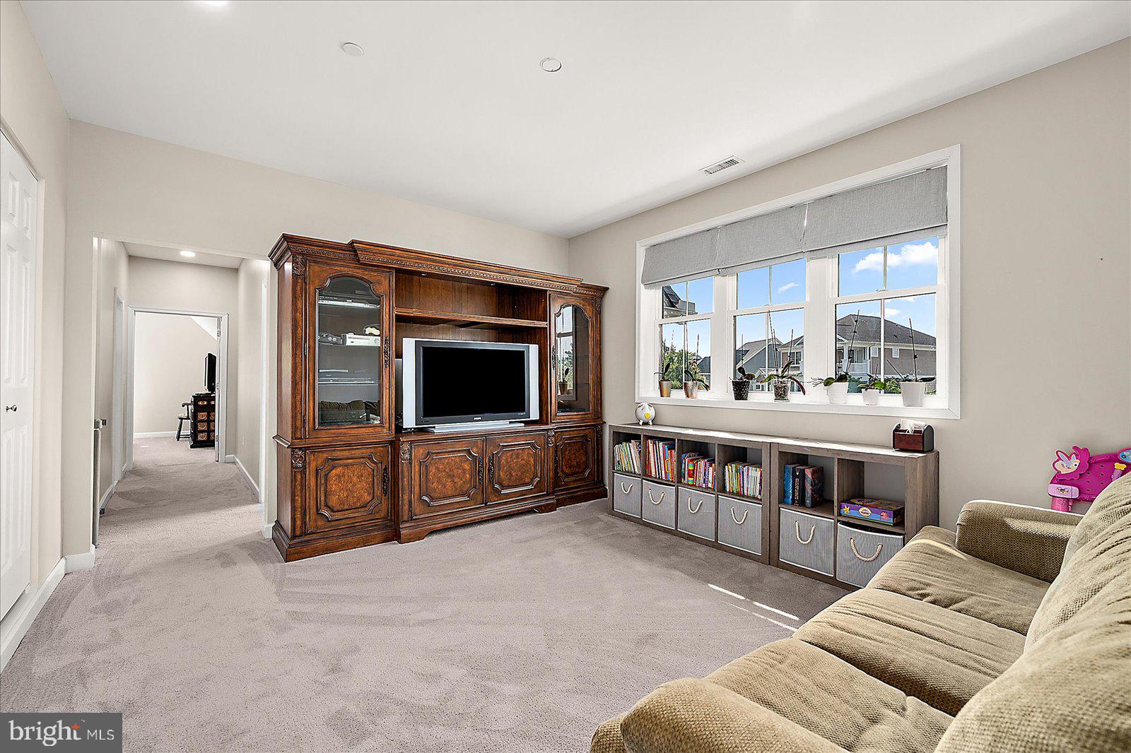 GLEN RIDDLE - Residential