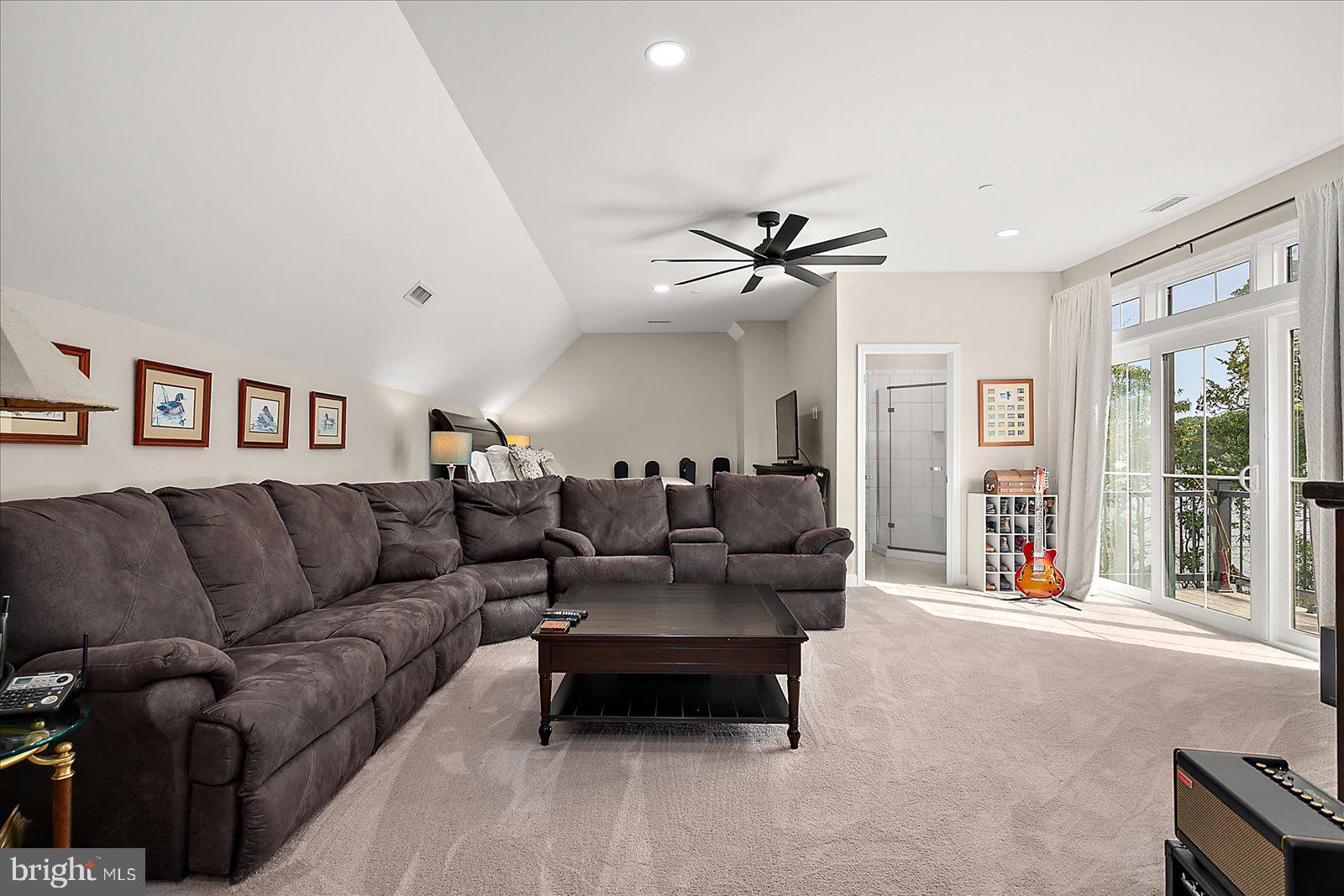 GLEN RIDDLE - Residential