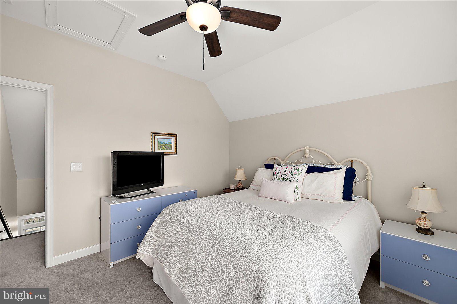 GLEN RIDDLE - Residential