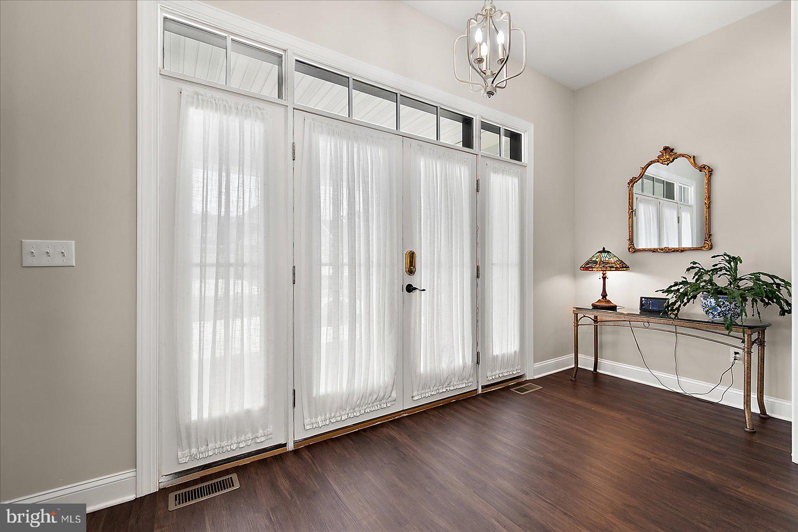 GLEN RIDDLE - Residential