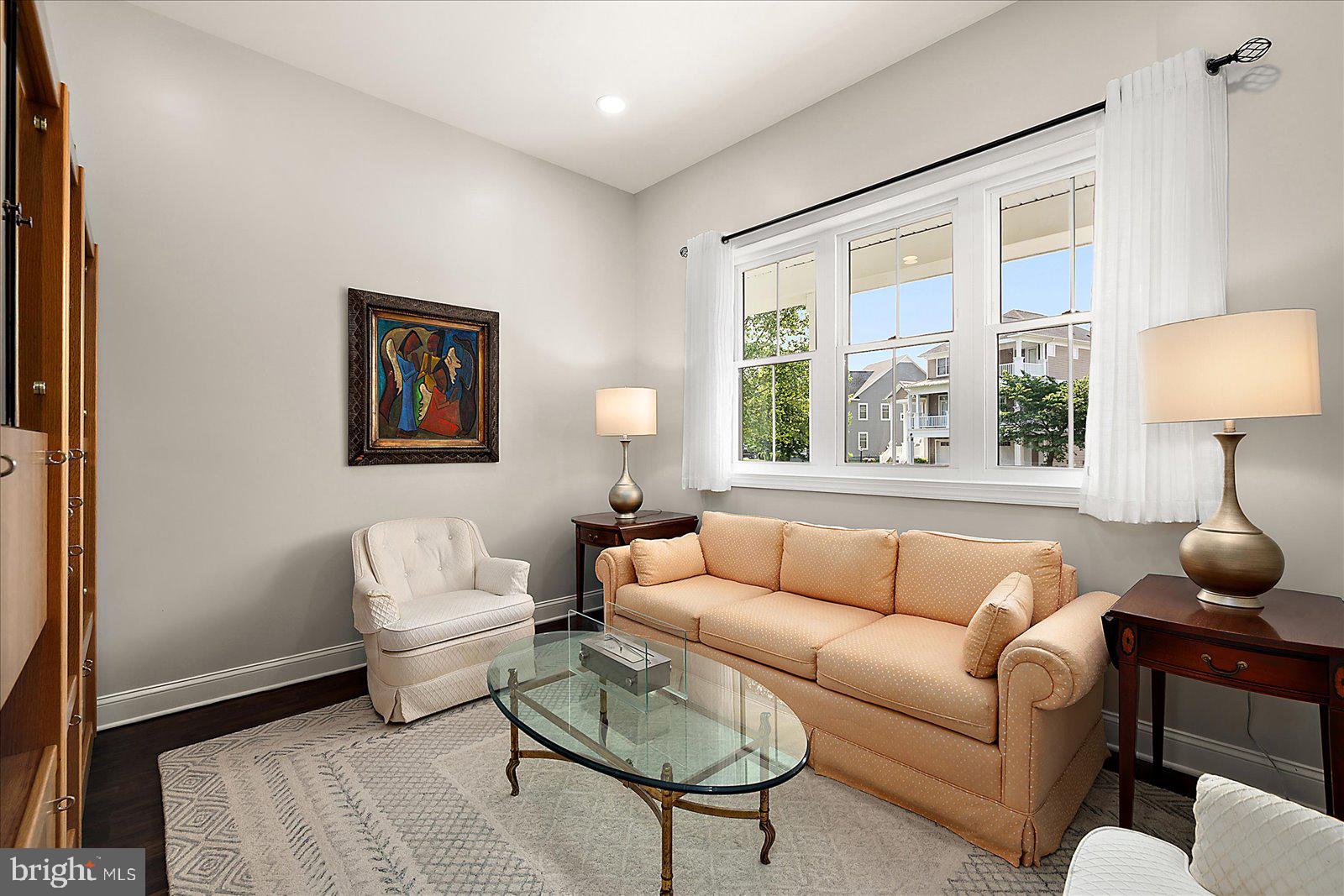 GLEN RIDDLE - Residential