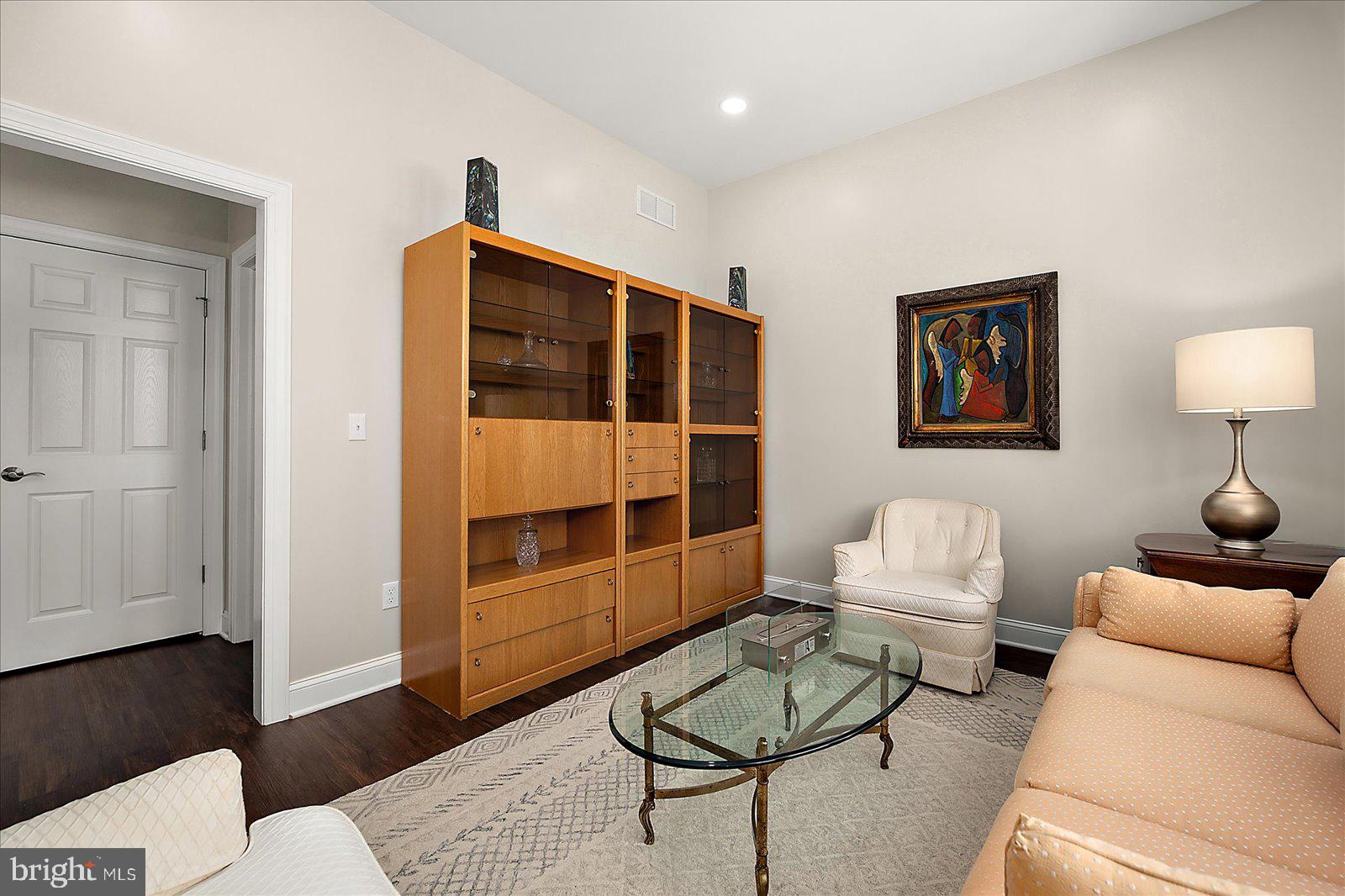 GLEN RIDDLE - Residential