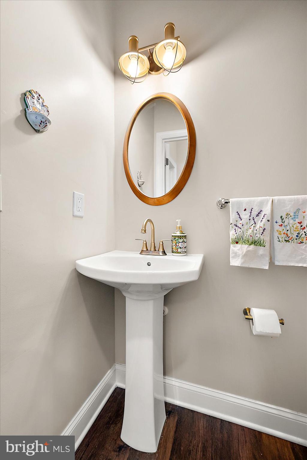 GLEN RIDDLE - Residential