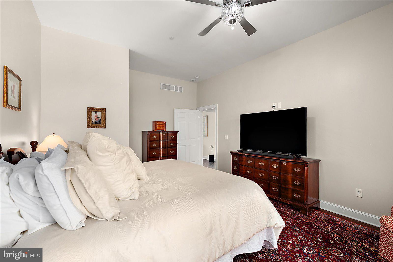 GLEN RIDDLE - Residential
