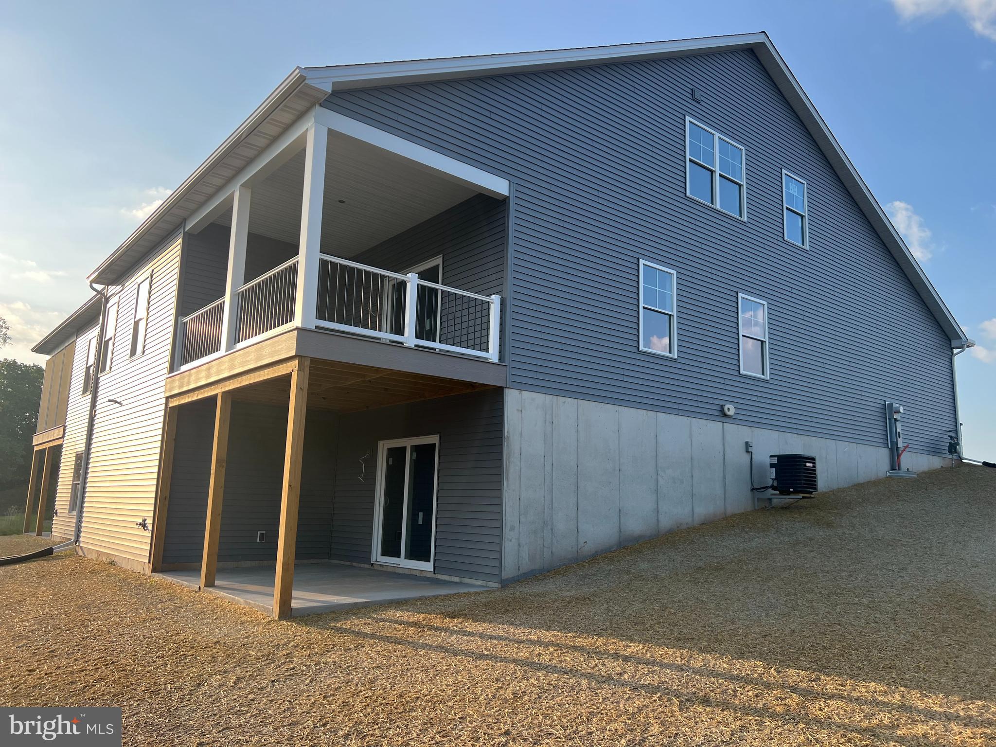STONEYBROOK OF ELIZABETHTOWN - Residential