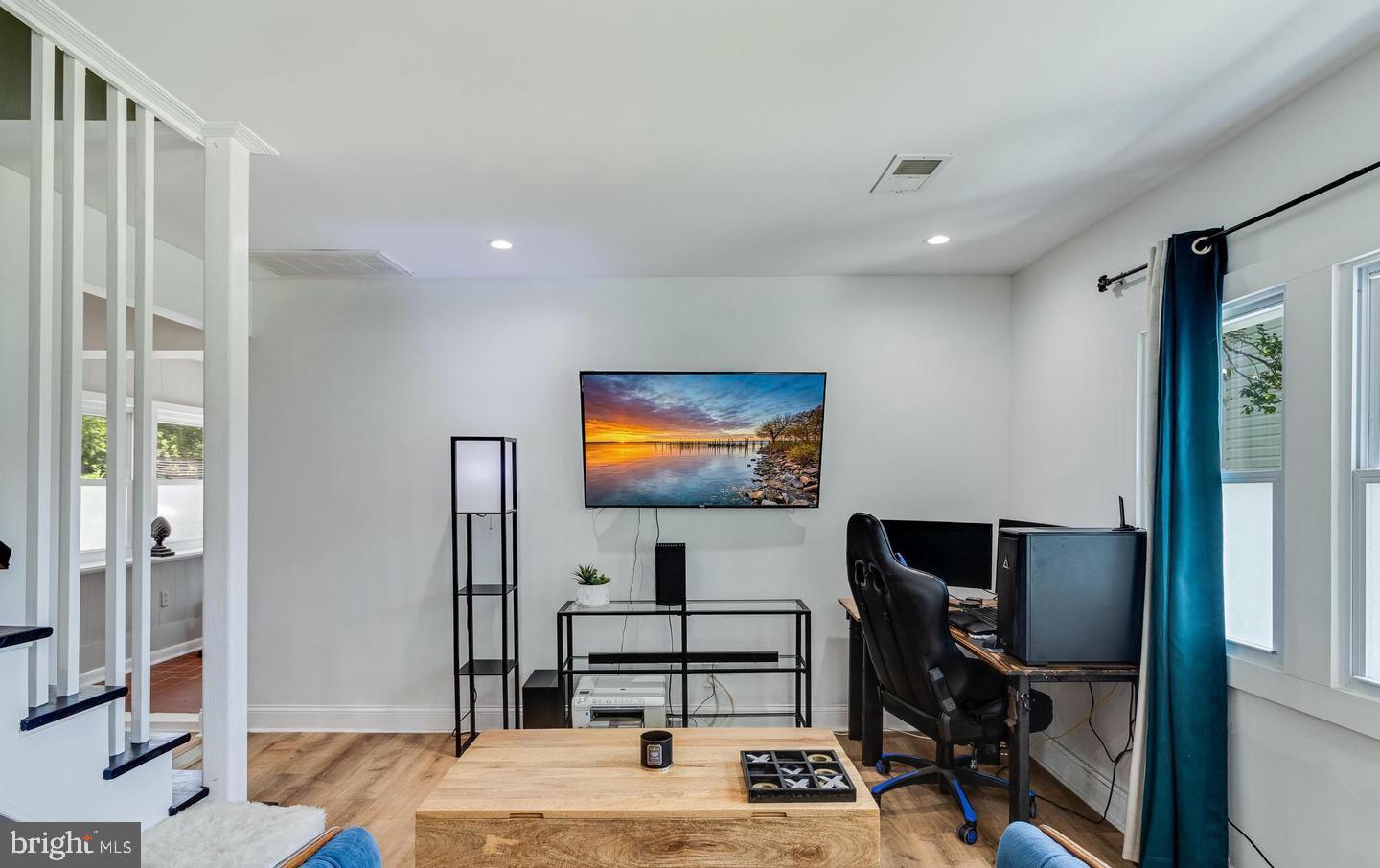 RIVER SPRINGS - Residential