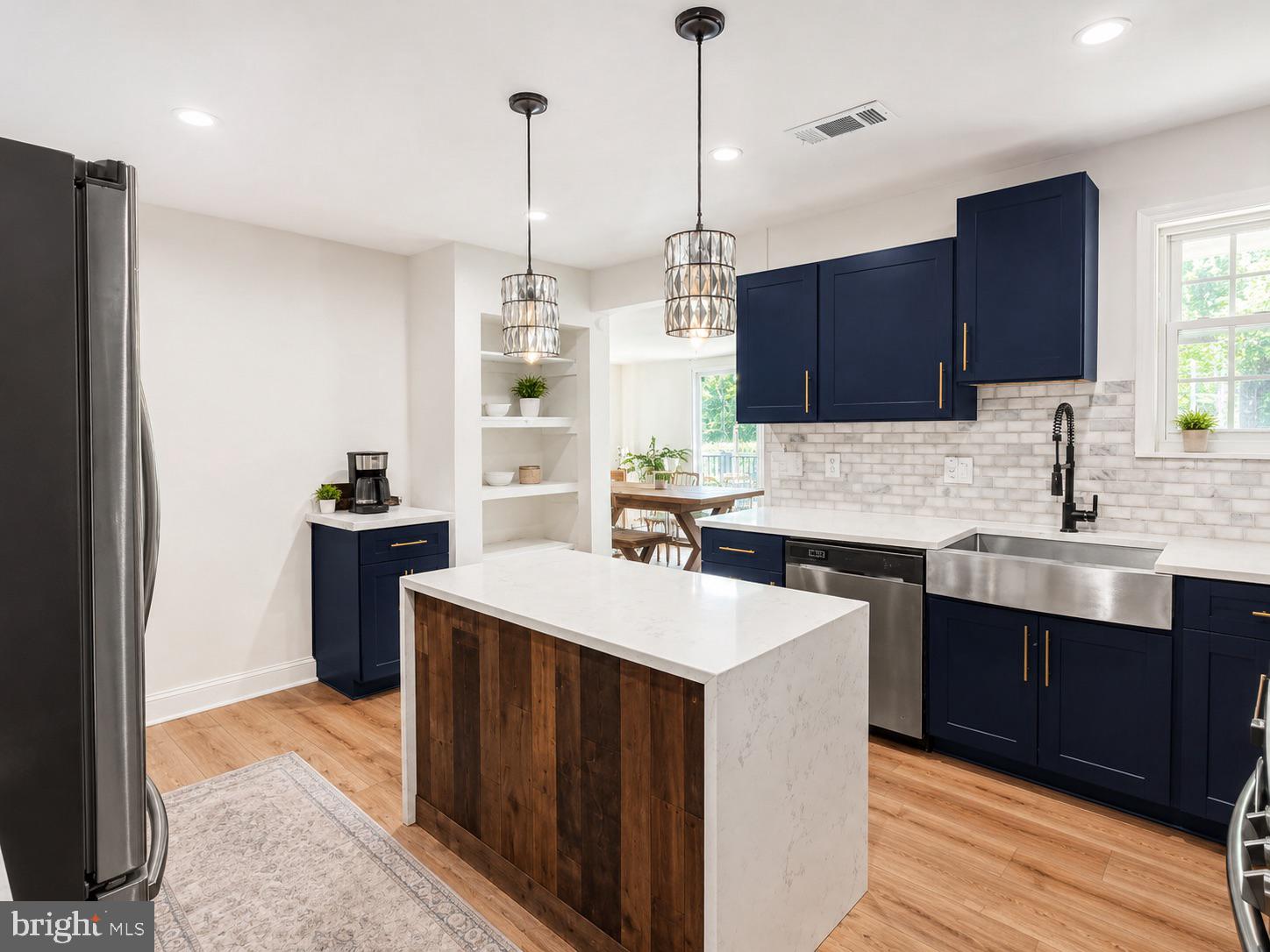 RIVER SPRINGS - Residential