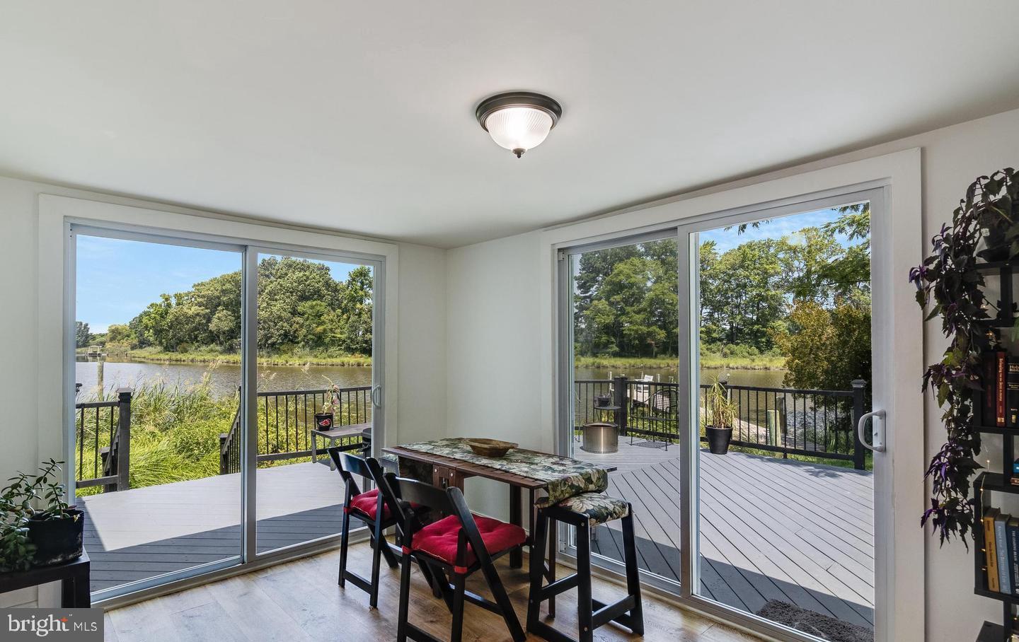 RIVER SPRINGS - Residential