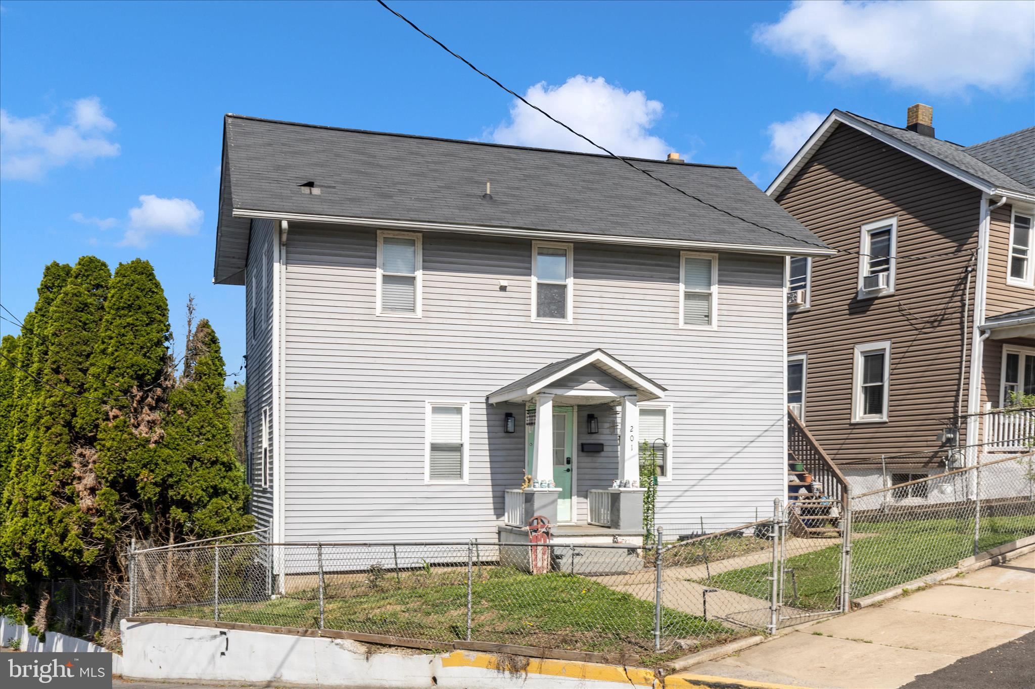 BRUNSWICK - Residential