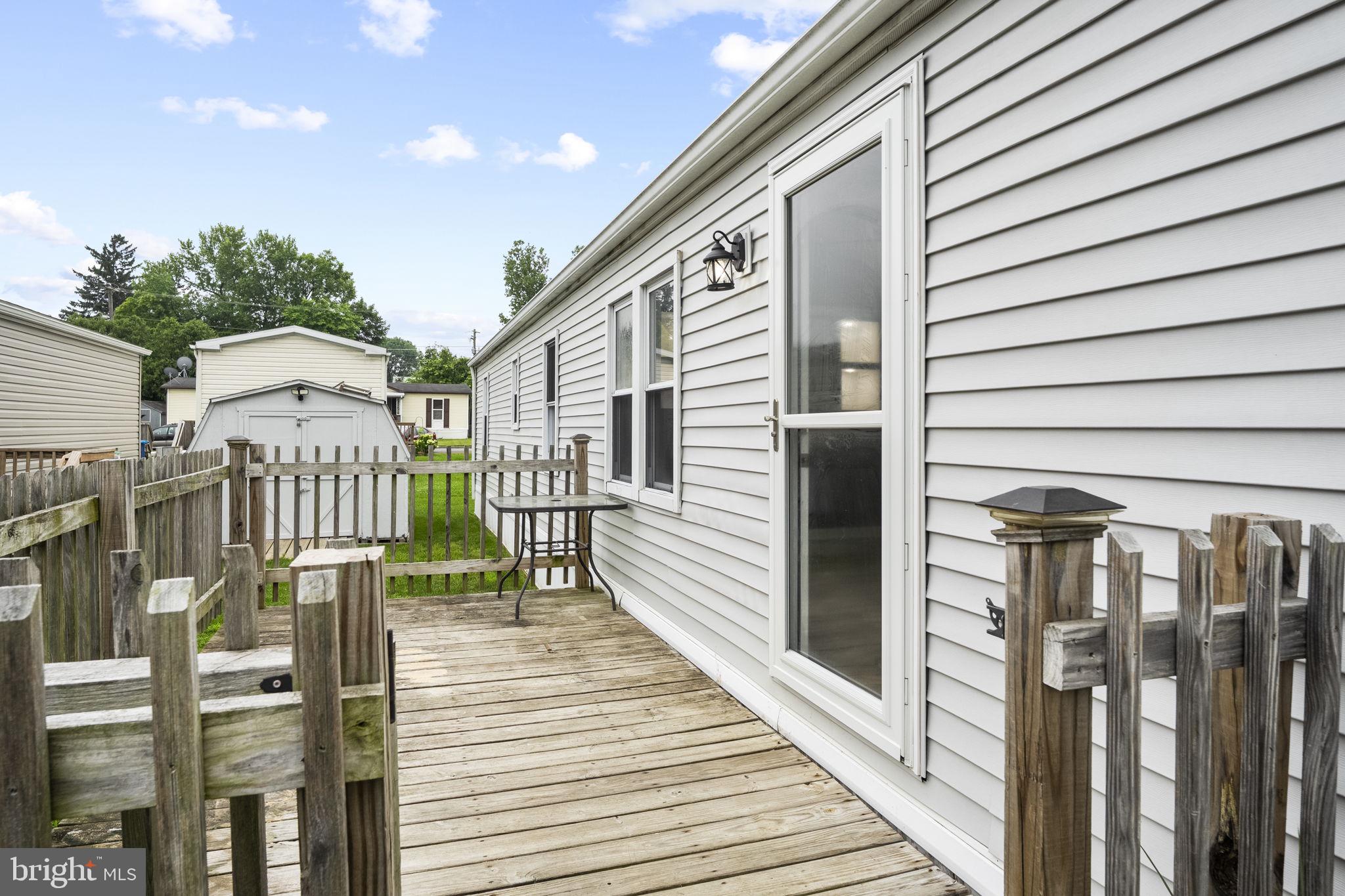 HONEY BROOK MANOR - Residential