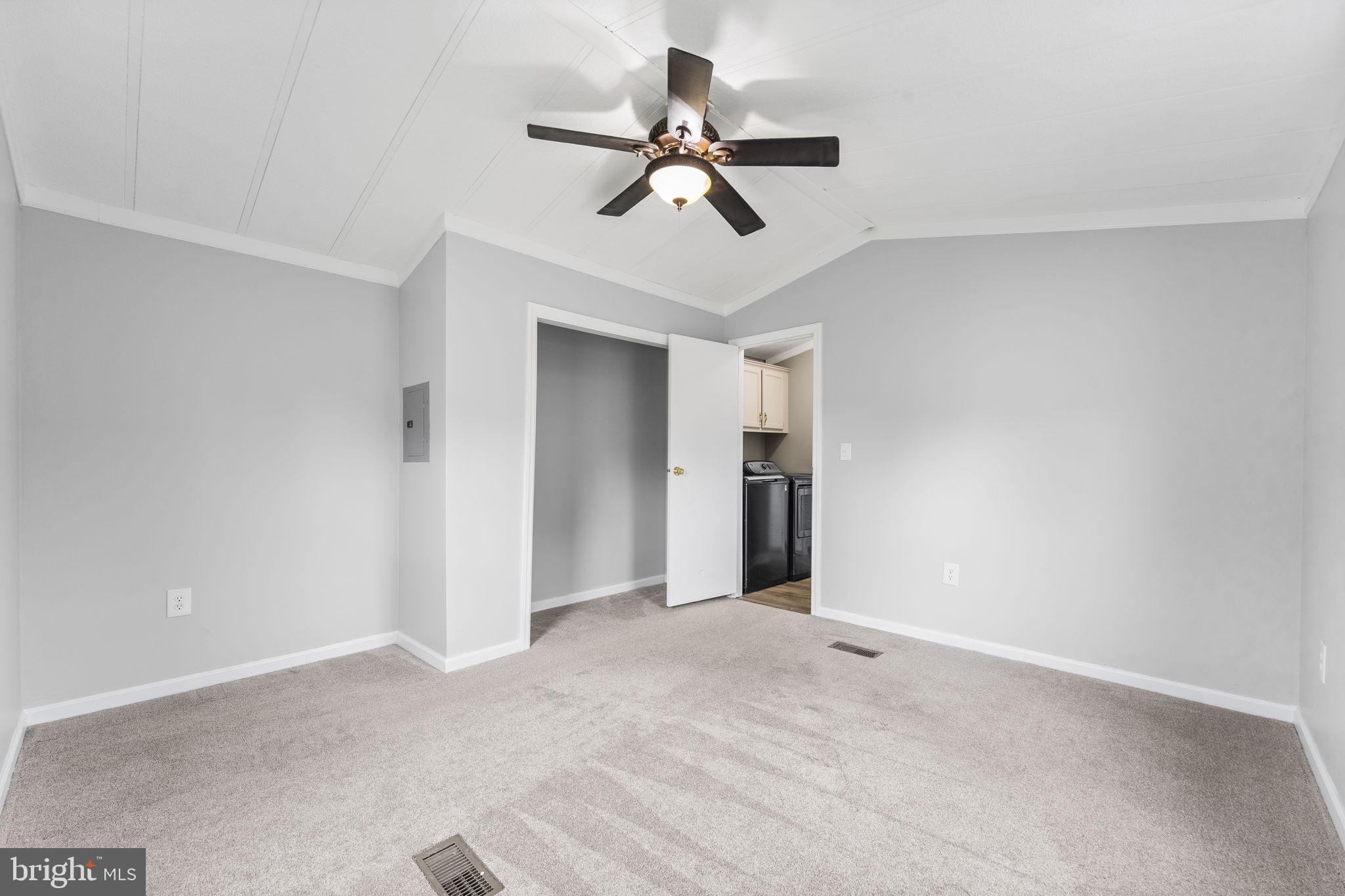 HONEY BROOK MANOR - Residential