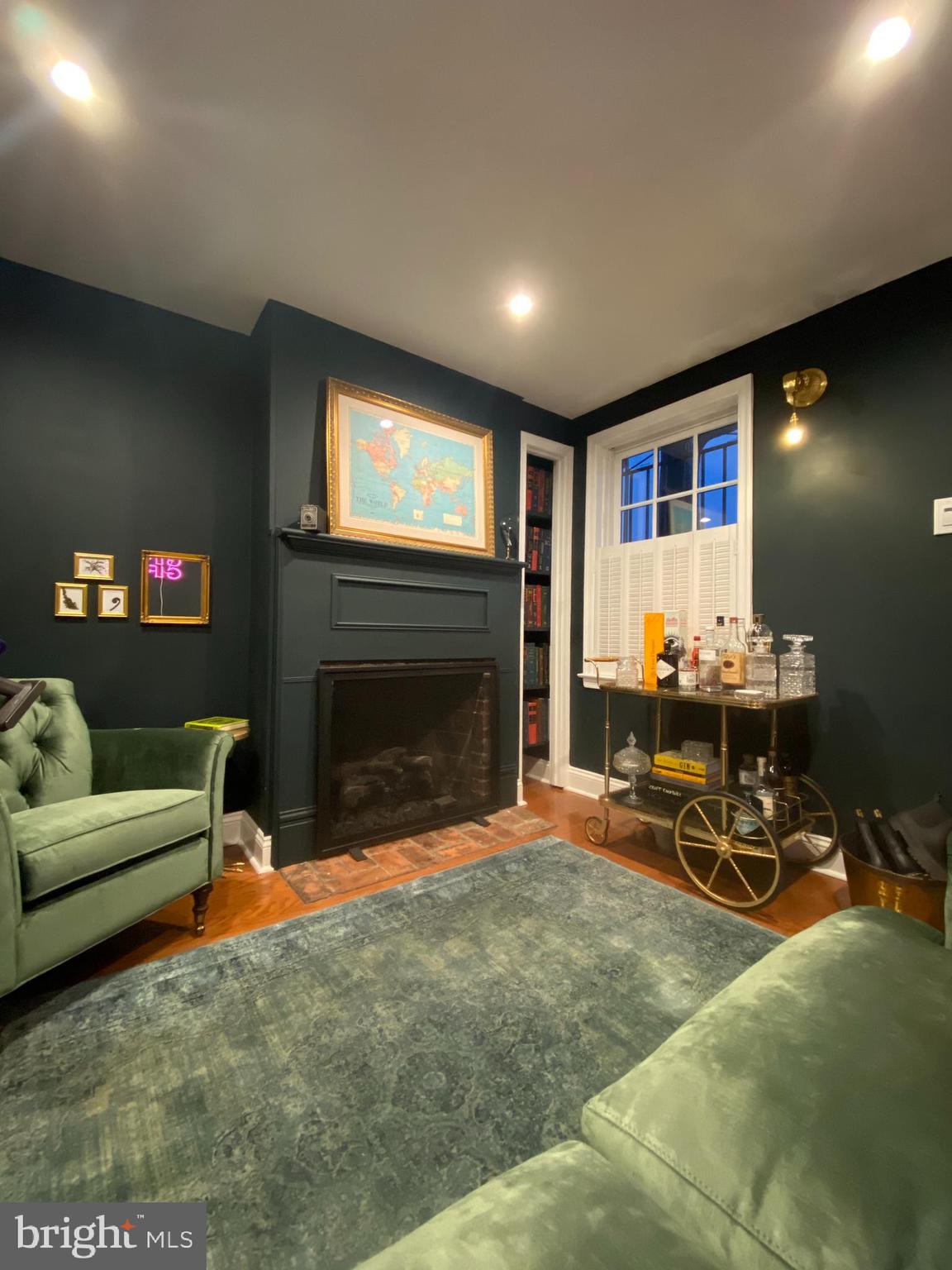 WASHINGTON SQ WEST - Residential