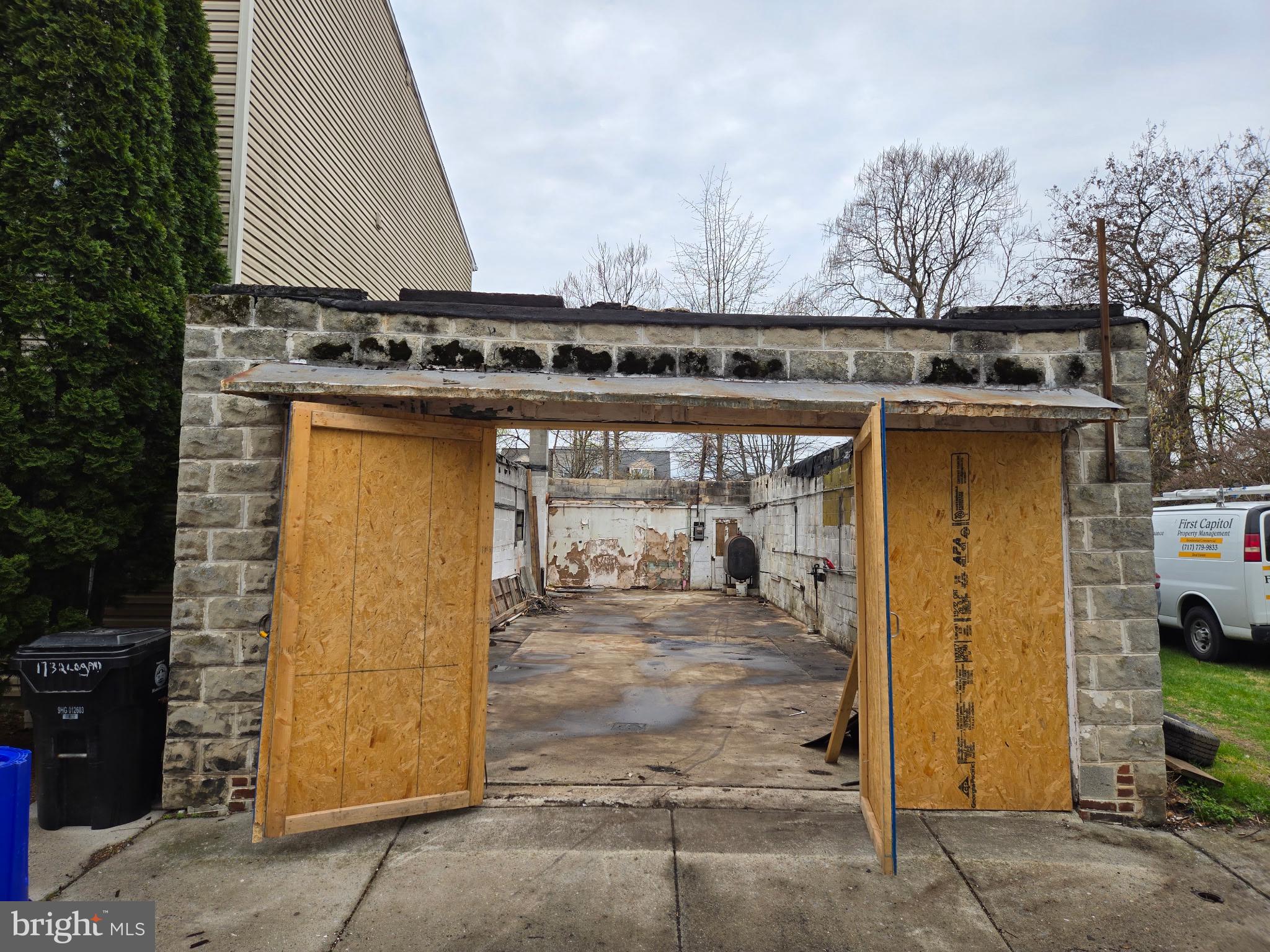 MIDTOWN HARRISBURG - Commercial Sale
